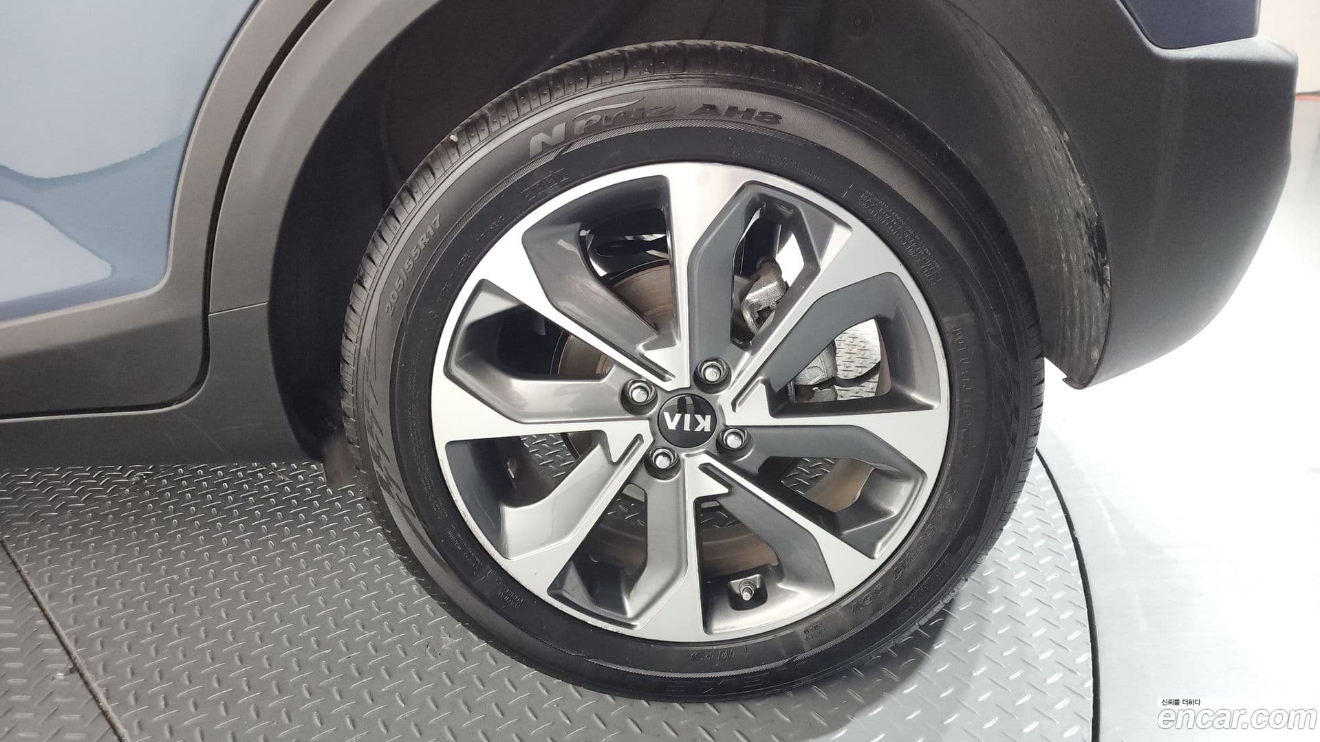 Main__Slider__Photo:Stonic Kia 2017.8-20