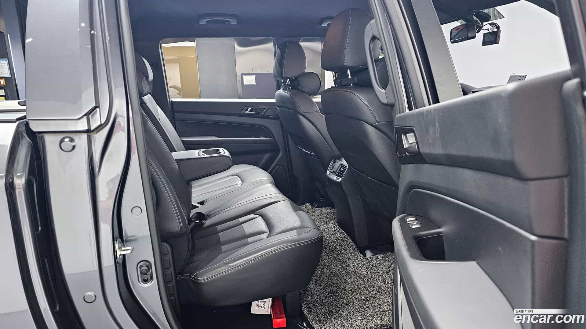 Rexton KG Mobility 2019.8-OPTION-015