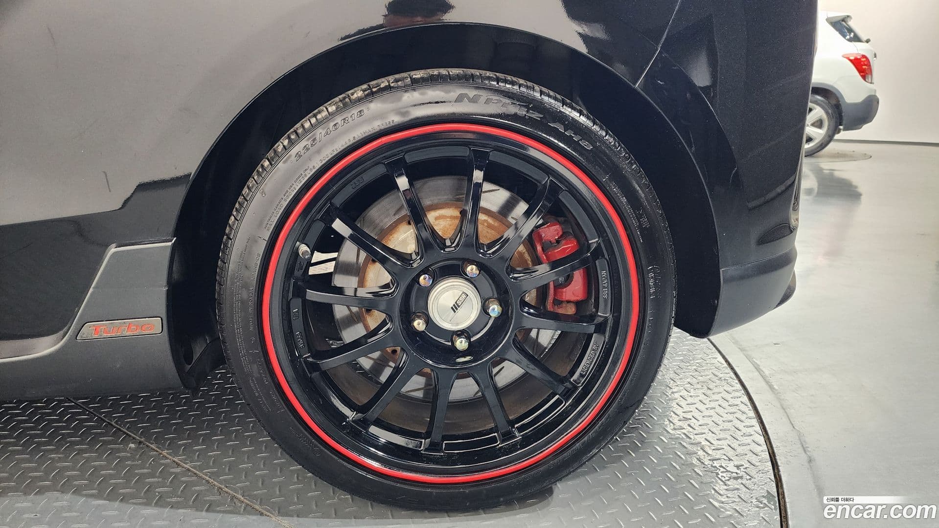 Main__Slider__Photo:Veloster Hyundai 2018.6-20