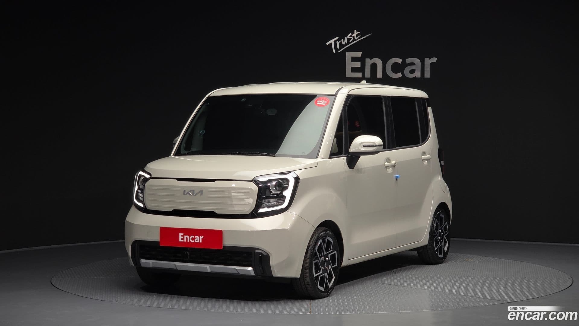 Main__Slider__Photo:RAY Kia 2023.5-0