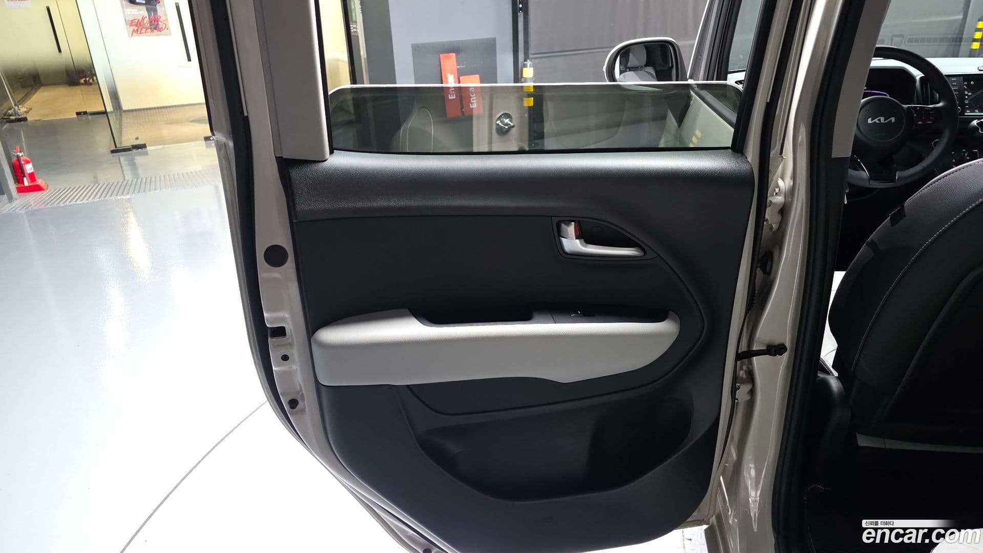 Main__Slider__Photo:RAY Kia 2023.5-24