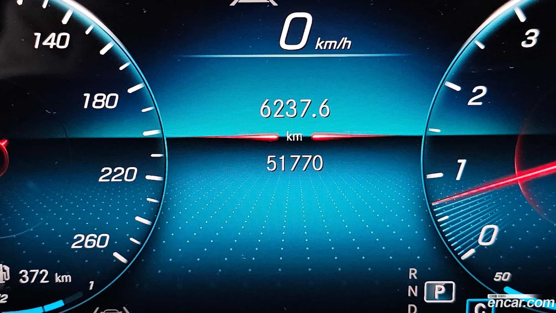 GLB-Class Mercedes-Benz 2020.8-OPTION-041