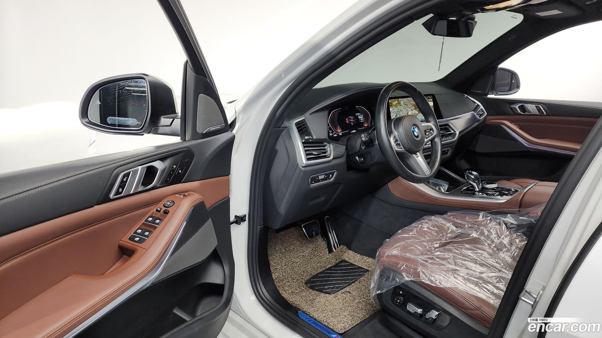 Main__Slider__Photo:X5 BMW 2023.3-9