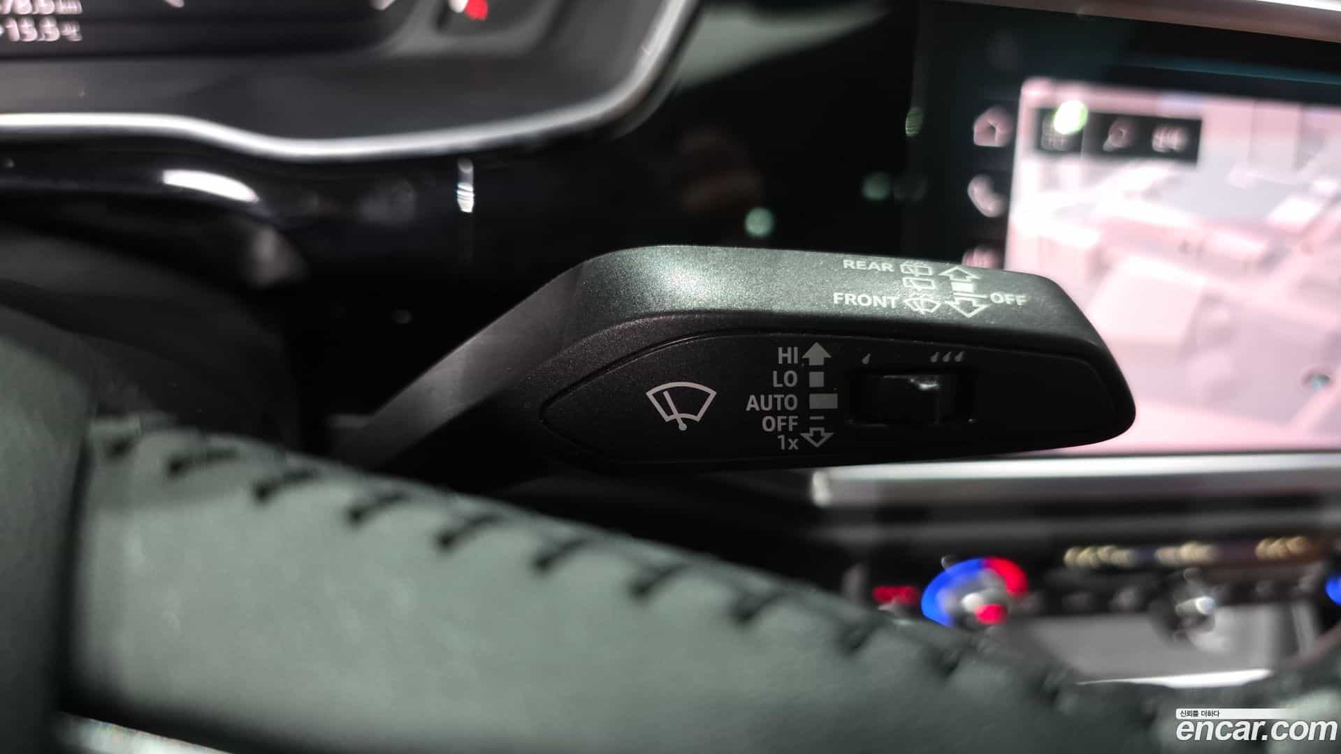 Q3 Audi 2020.9-OPTION-021