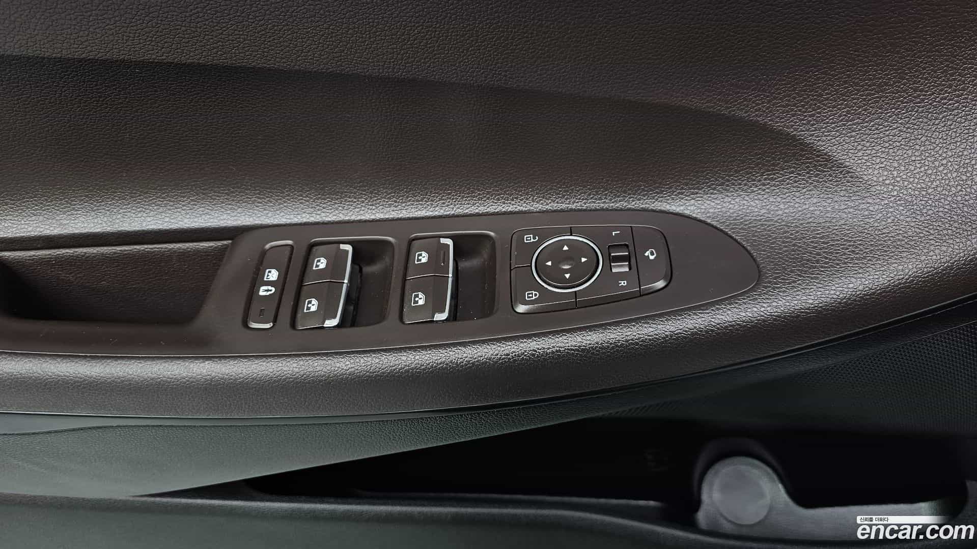 Grandeur Hyundai 2020.9-OPTION-021