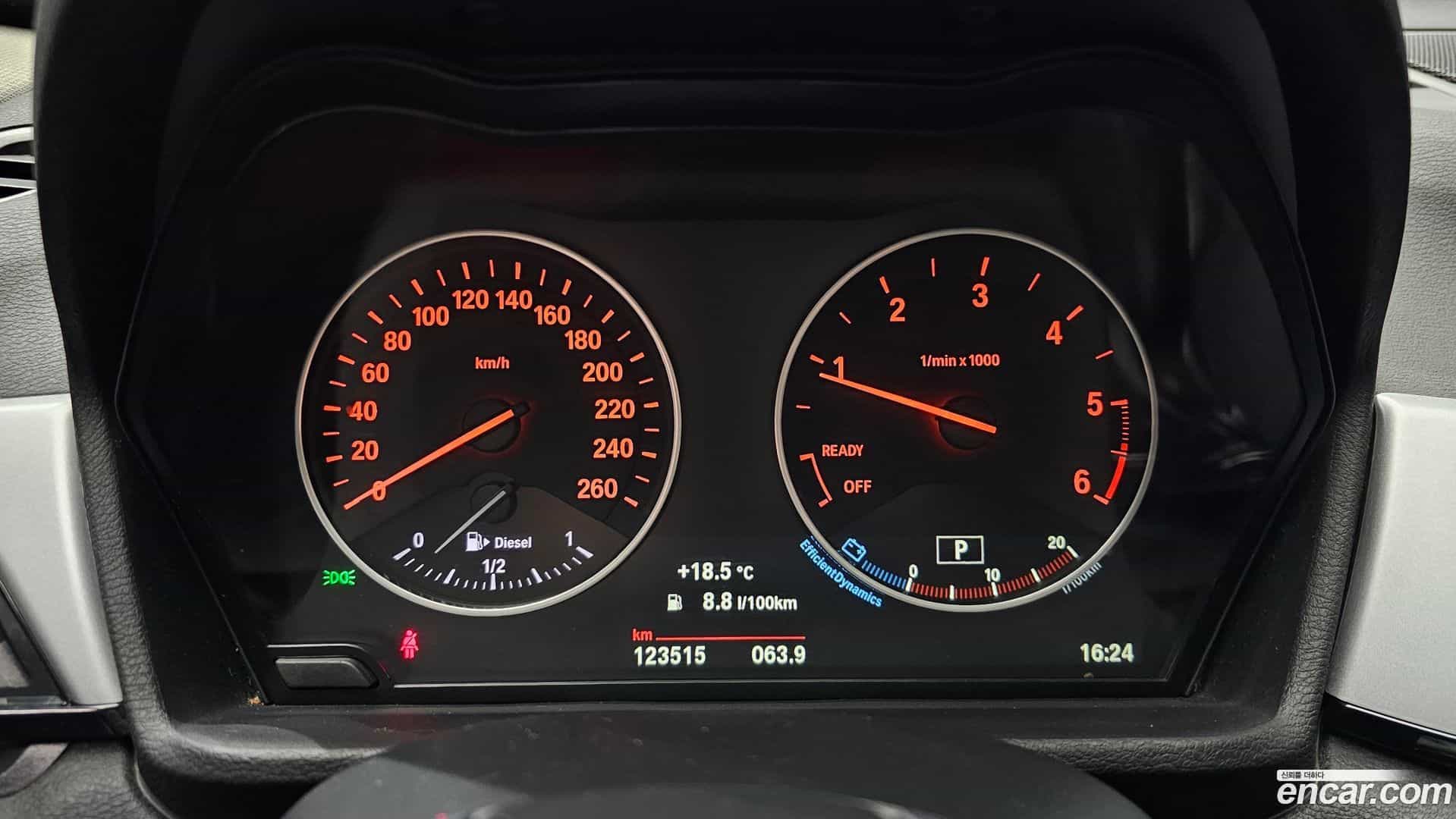 X1 BMW 2016.10-INNER-008