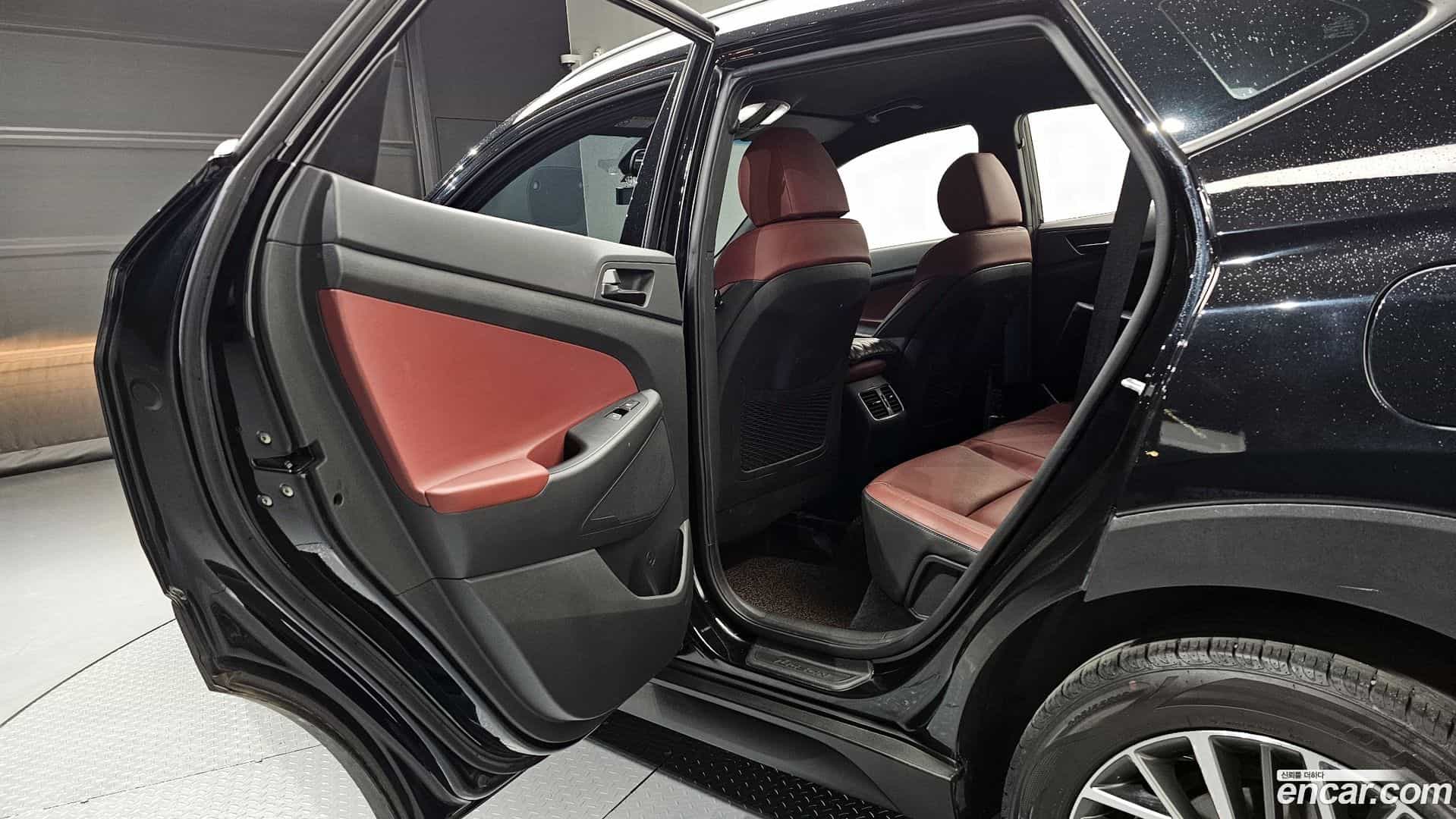 Tucson Hyundai 2018.10-OPTION-016