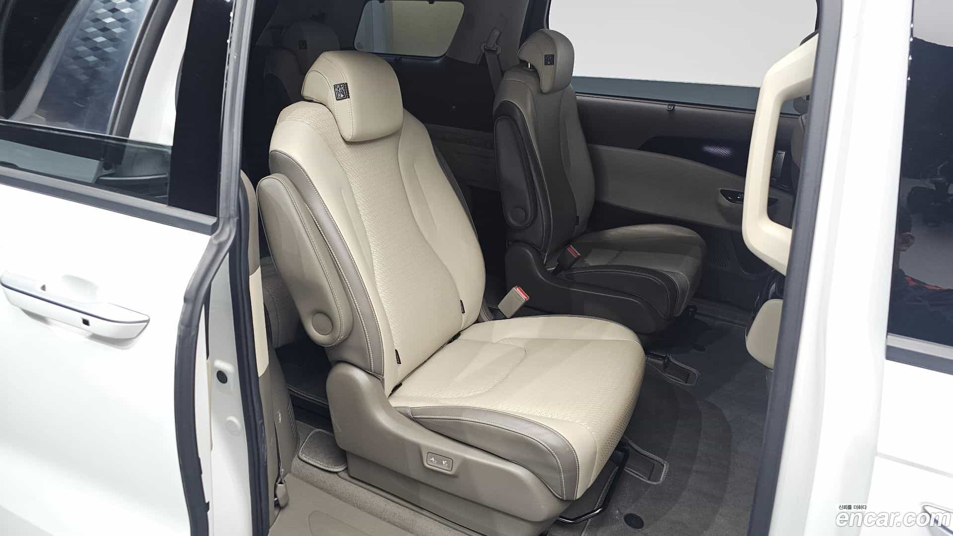 Canival Kia 2021.3-OPTION-015