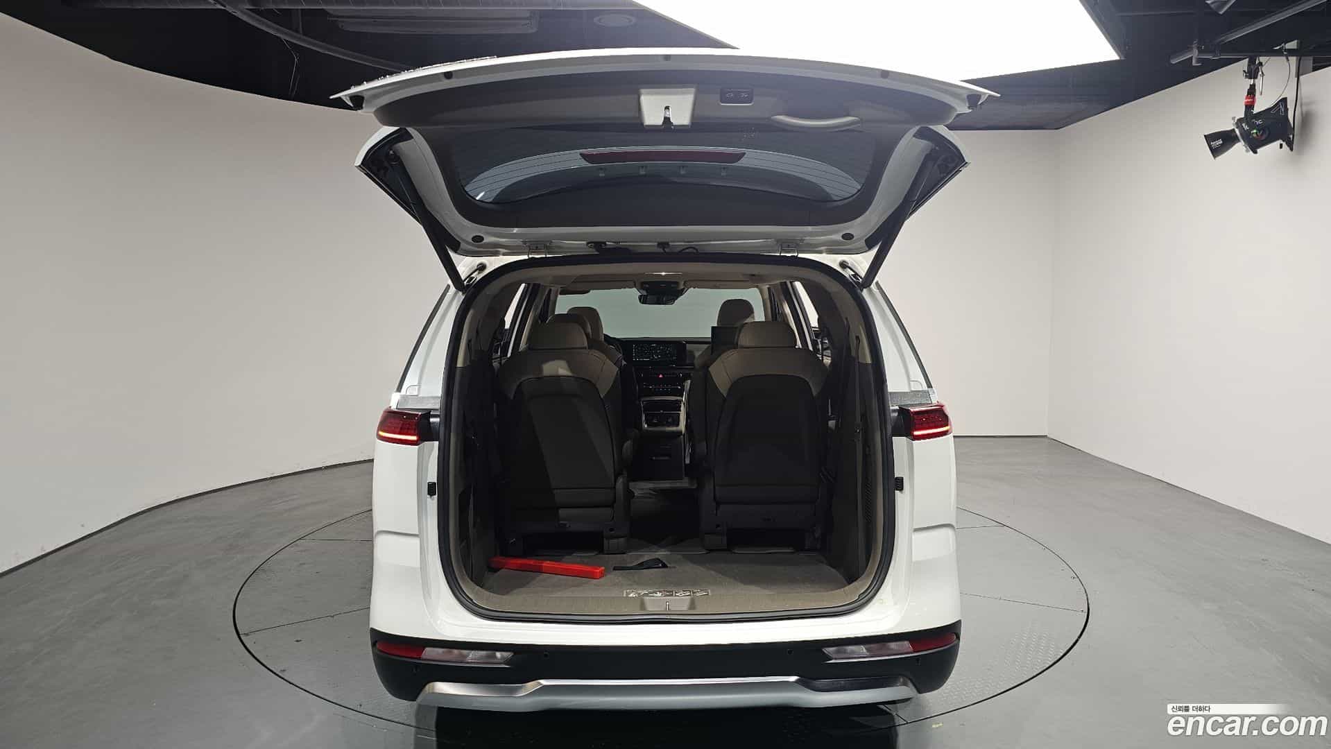 Canival Kia 2021.3-OPTION-024
