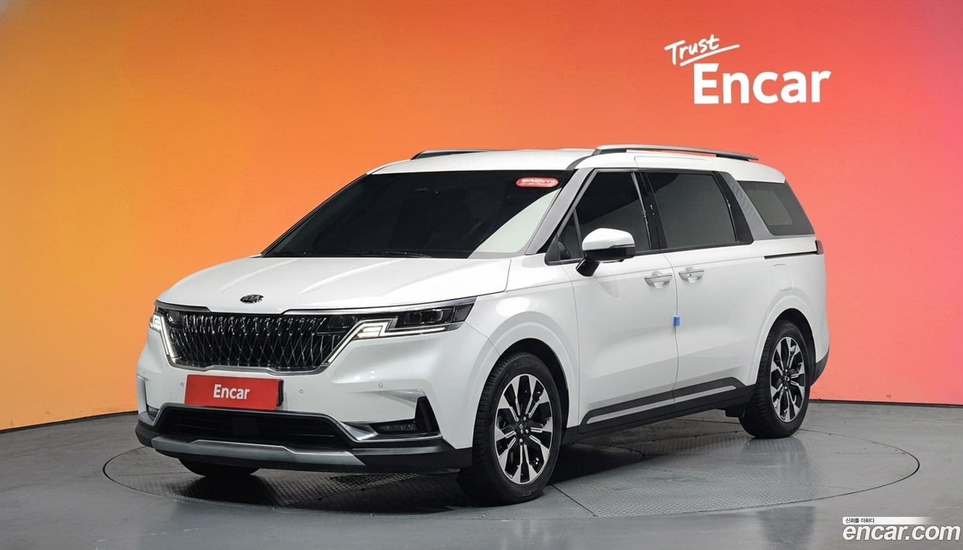 Main__Slider__Photo:Canival Kia 2021.3-0