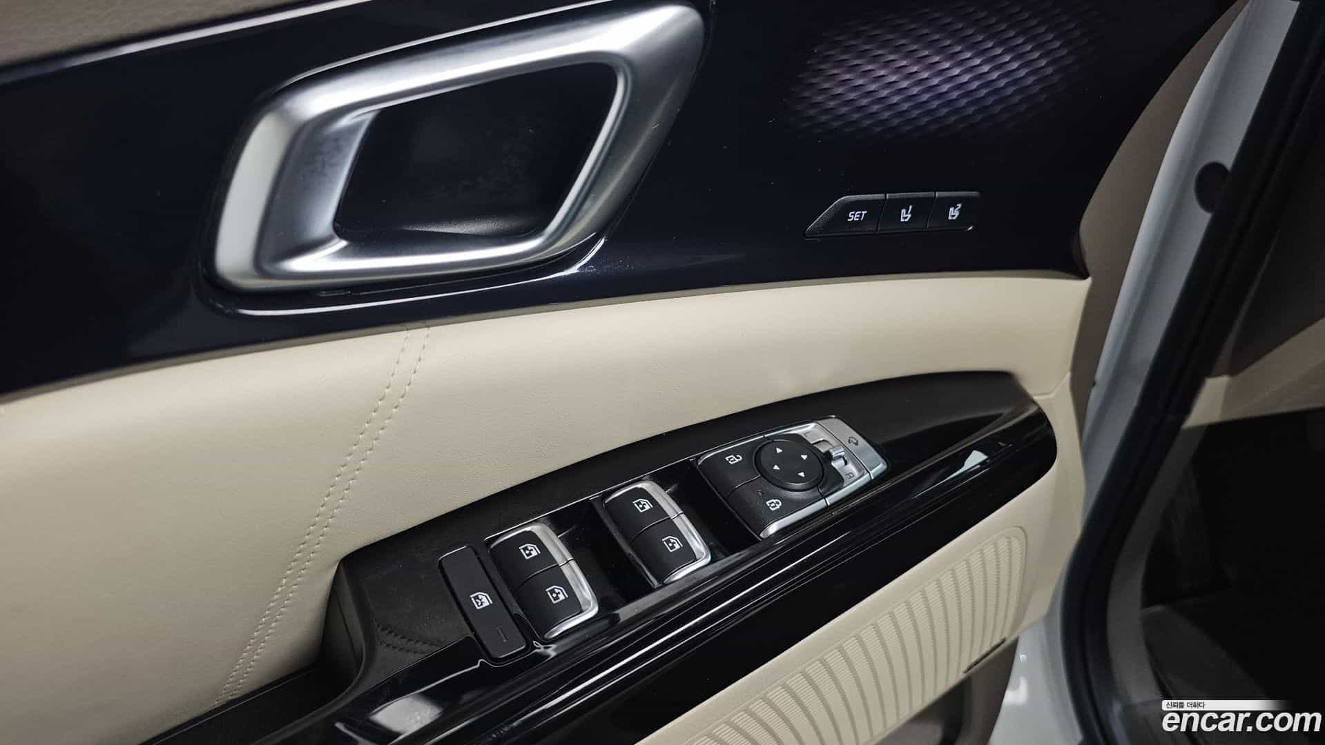 Canival Kia 2021.3-OPTION-041