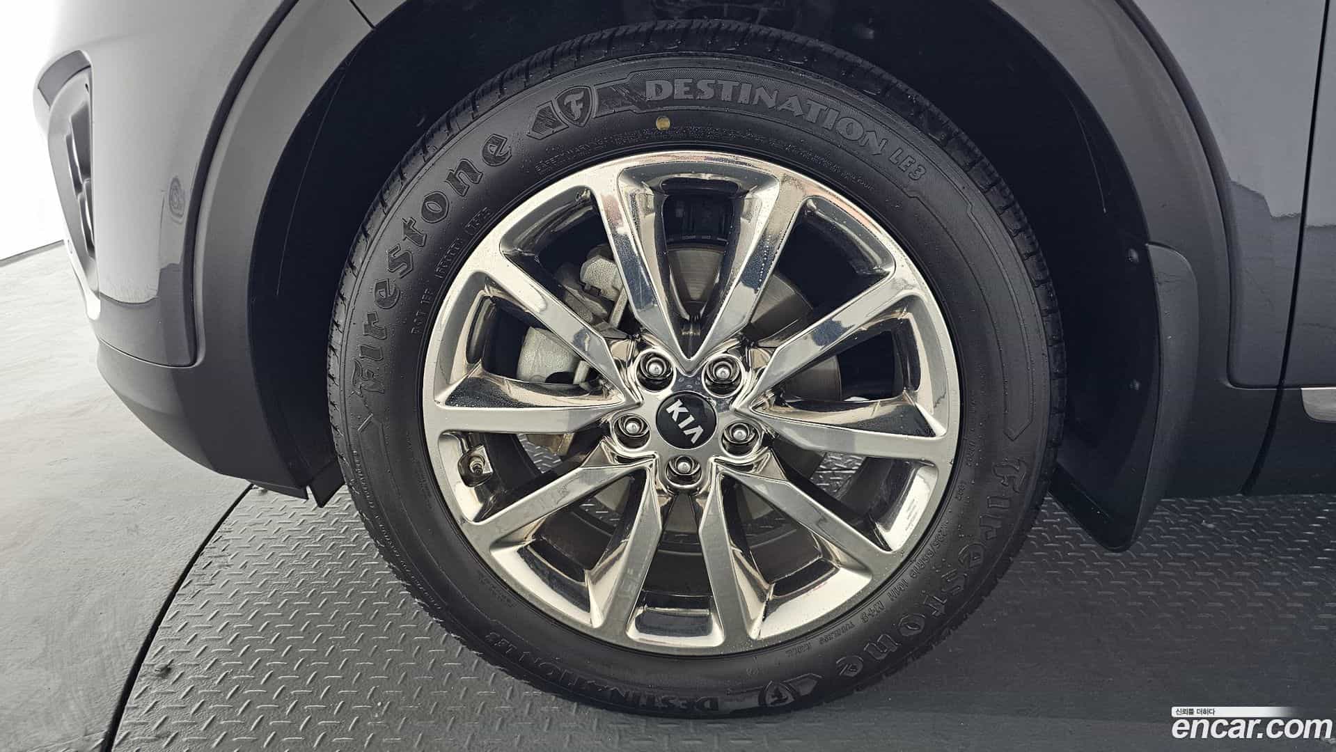 Sorento Kia 2016.6-OUTER-005