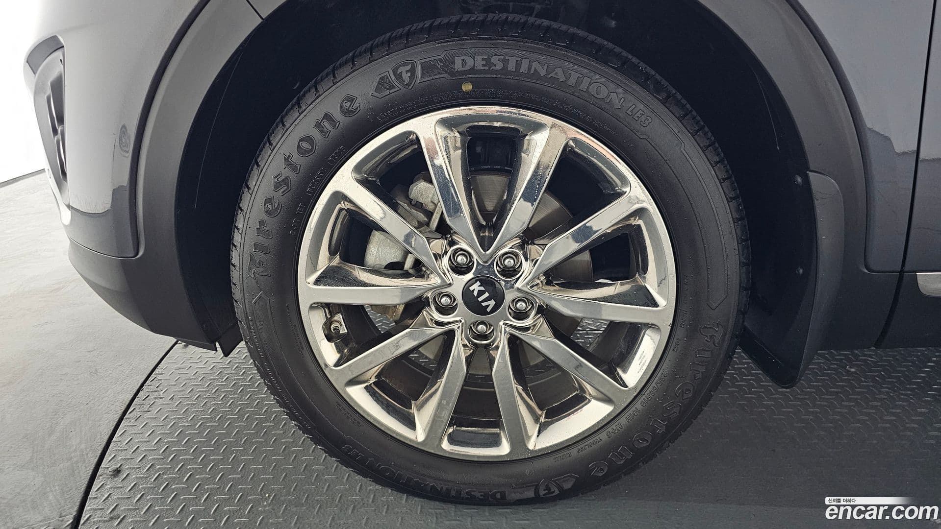 Main__Slider__Photo:Sorento Kia 2016.6-4