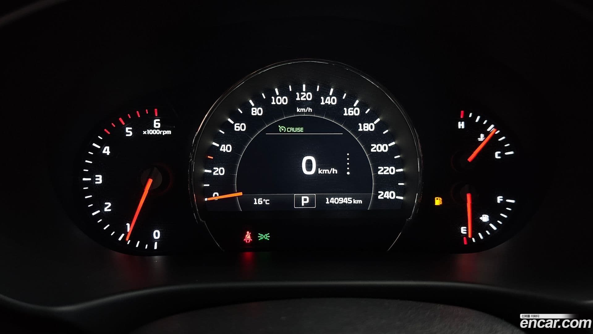 Main__Slider__Photo:Sorento Kia 2016.6-7