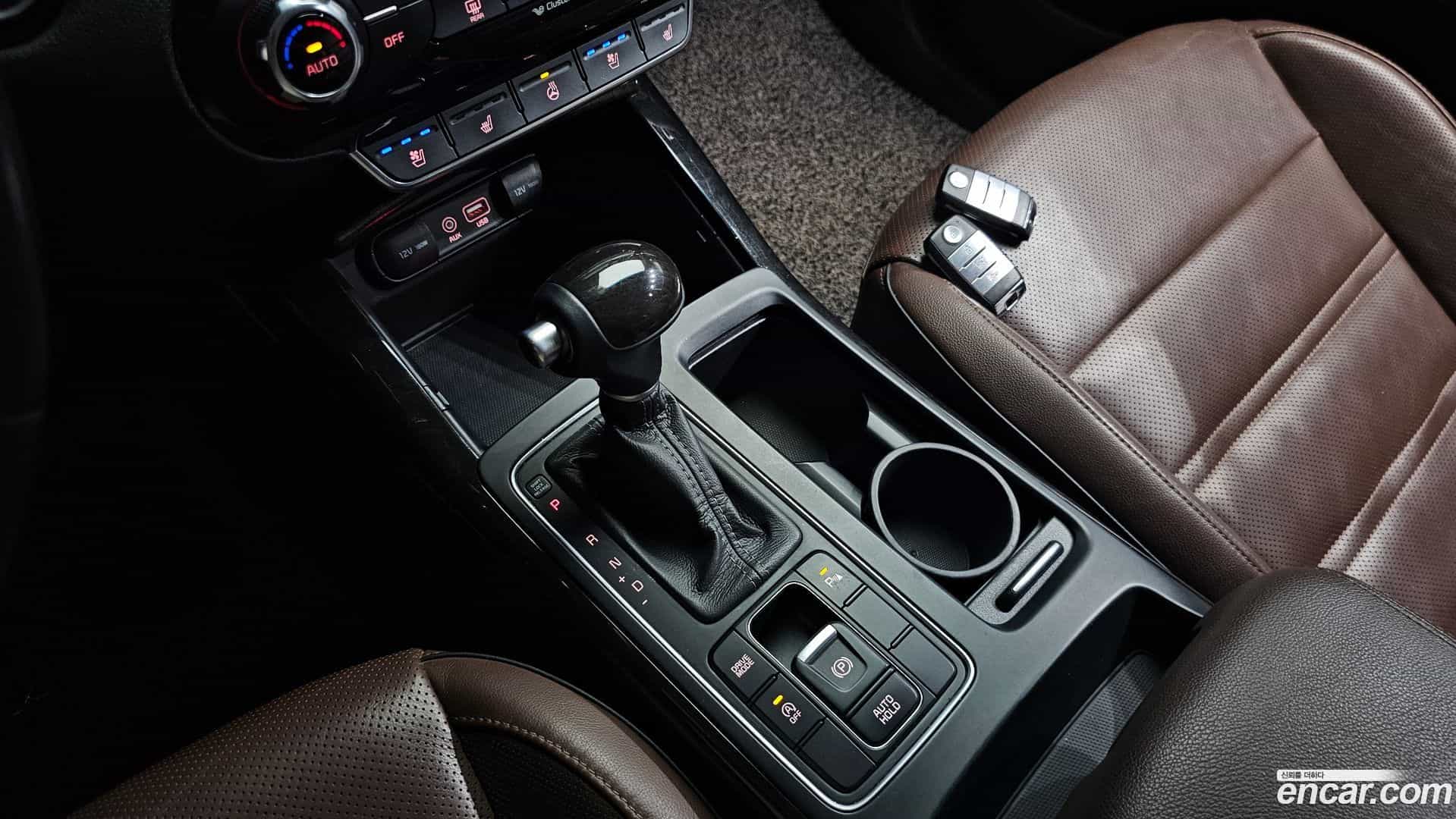 Sorento Kia 2016.6-INNER-009