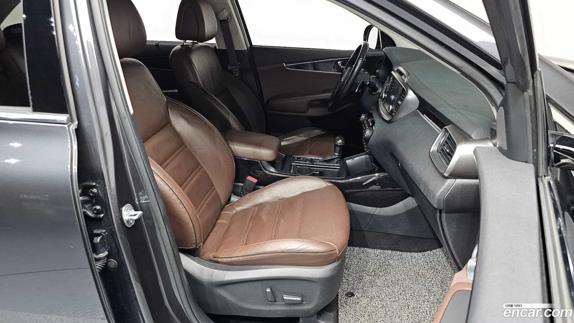 Sorento Kia 2016.6-OPTION-016
