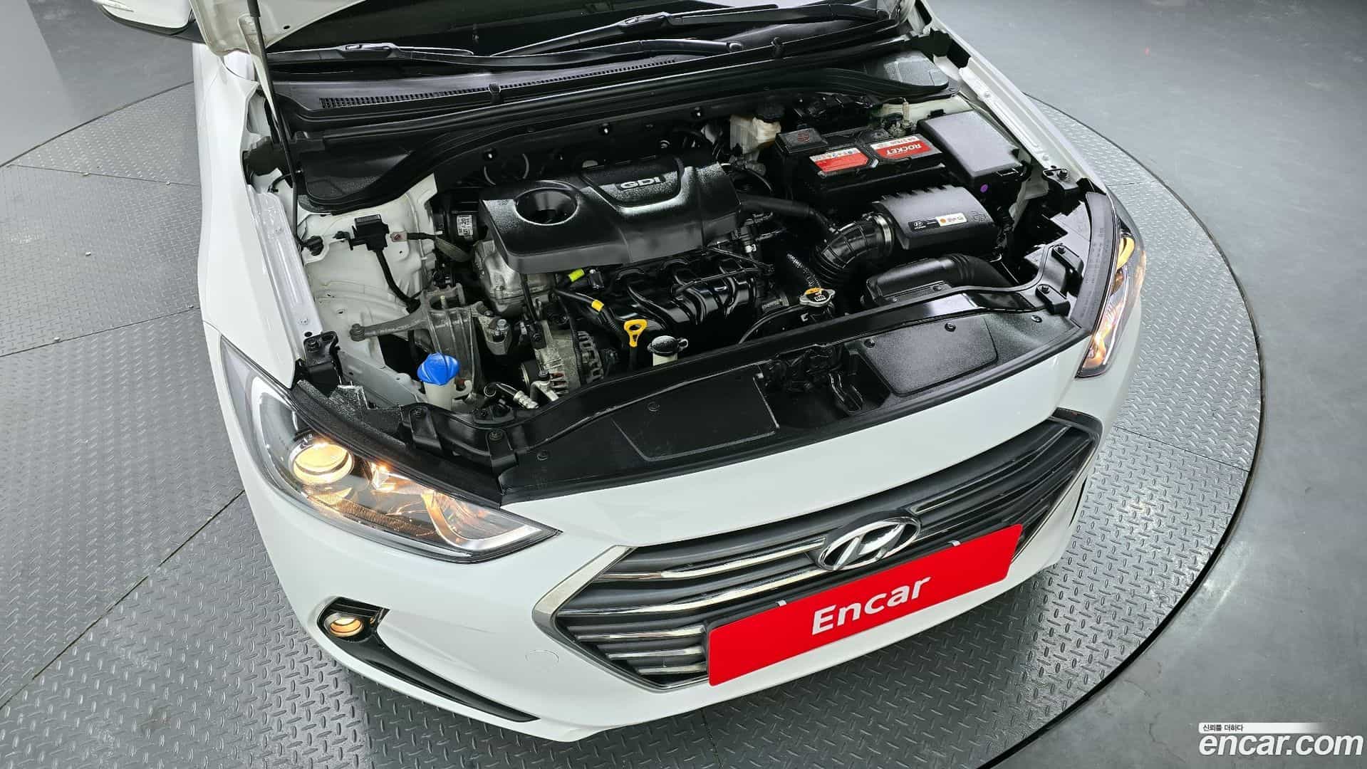 AVANTE Hyundai 2016.10-OUTER-006