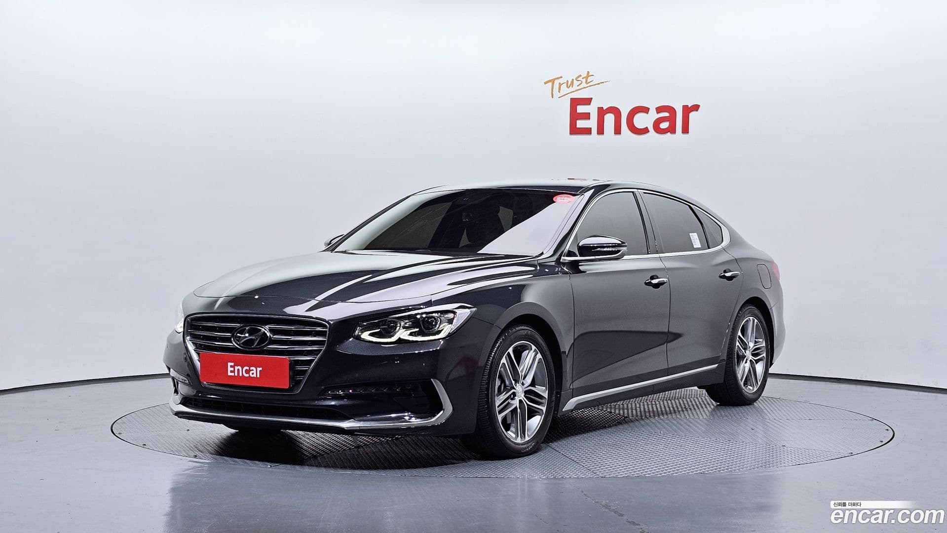 Main__Slider__Photo:Grandeur Hyundai 2018.0-0