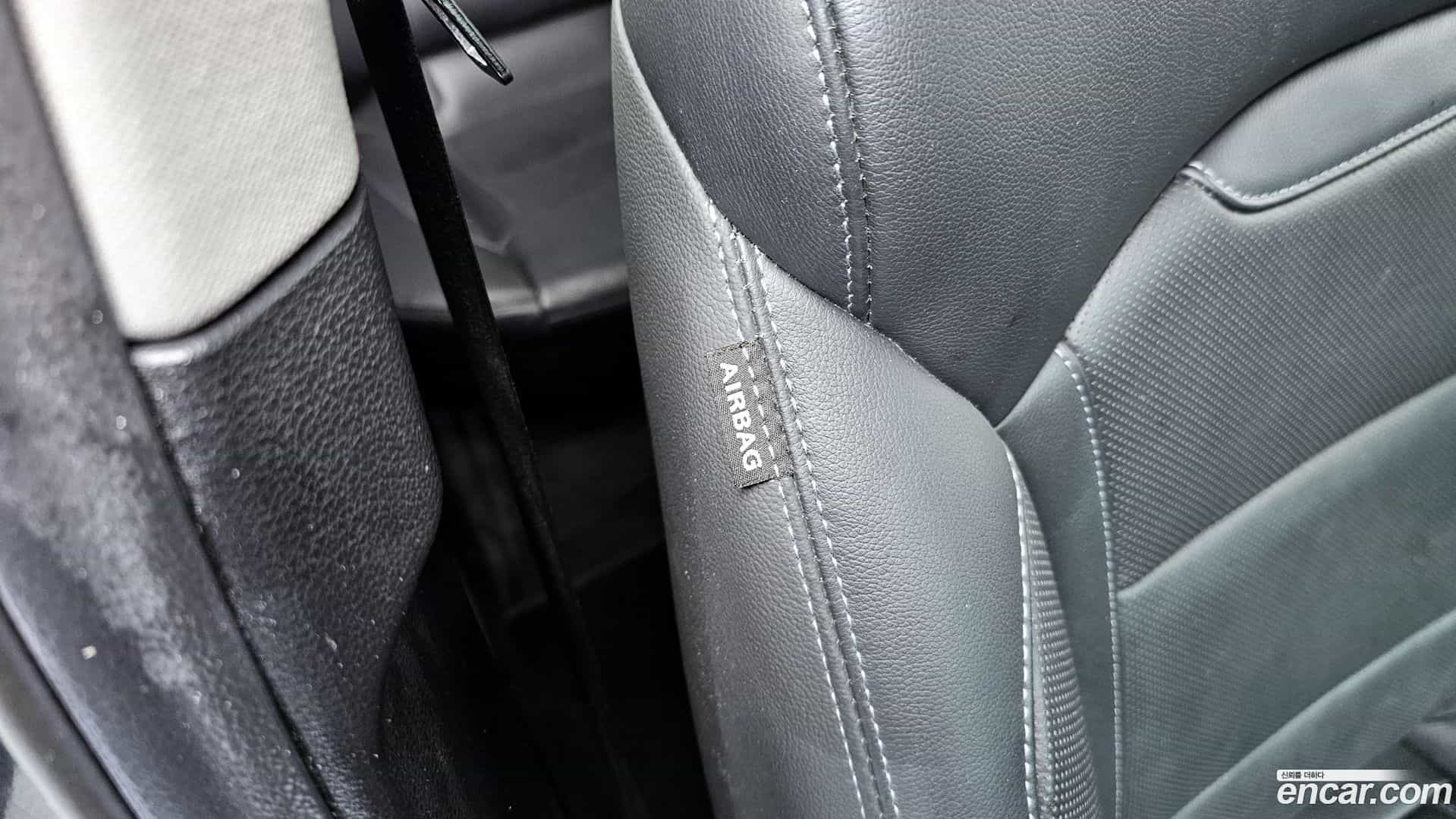Grandeur Hyundai 2018.0-OPTION-046