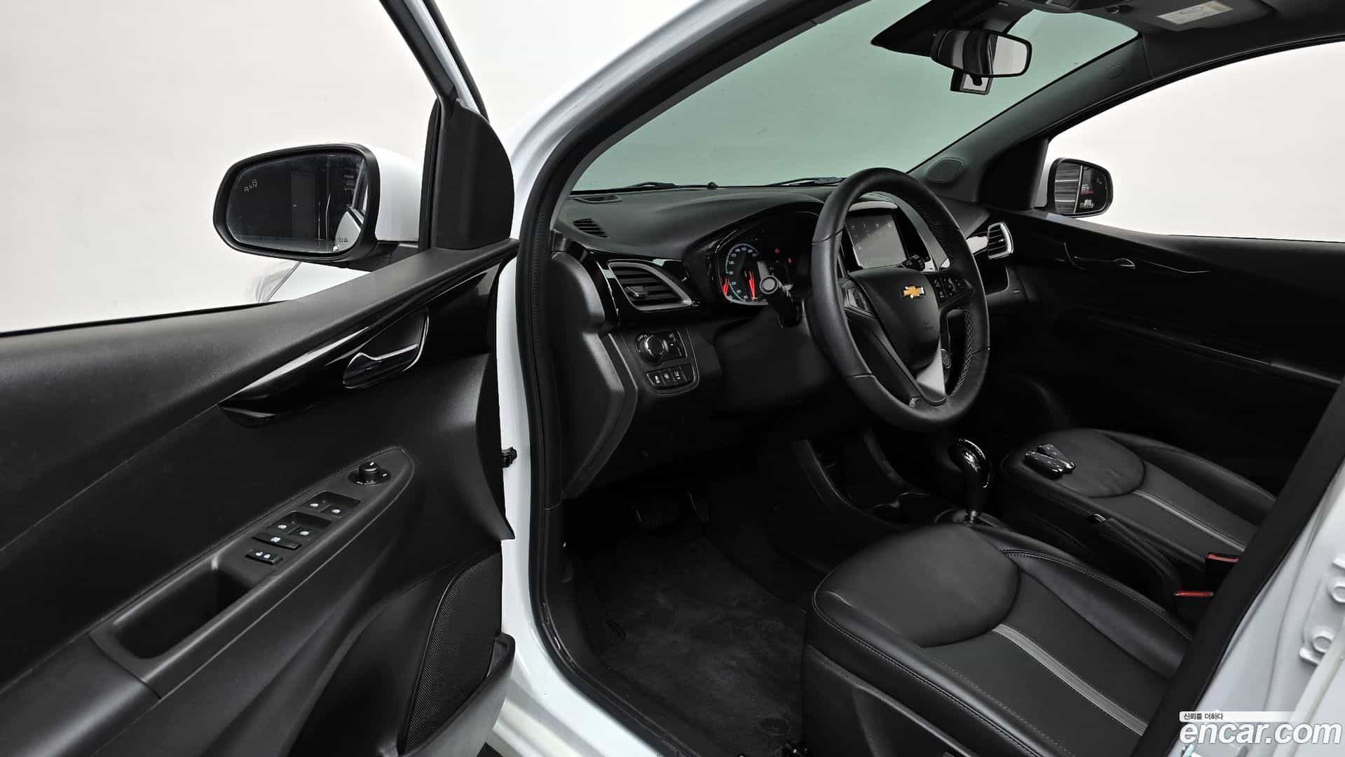 Spark Chevrolet 2022.2-INNER-010