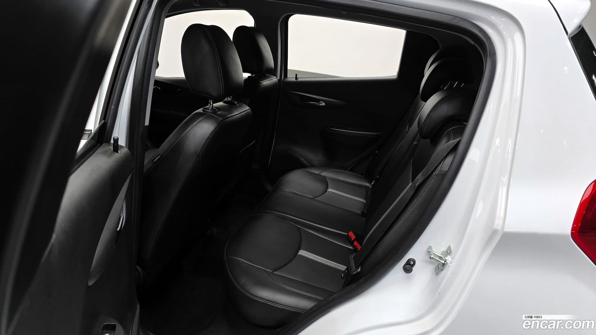 Main__Slider__Photo:Spark Chevrolet 2022.2-11