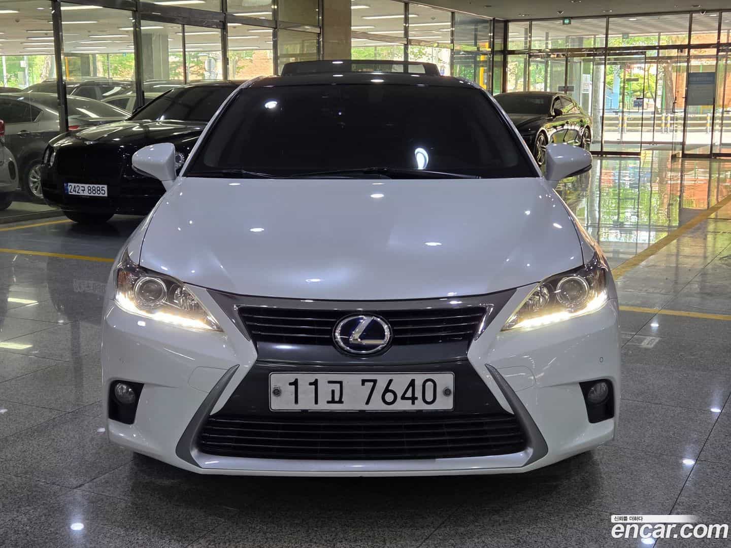 CT200h Lexus 2015.6-OUTER-002