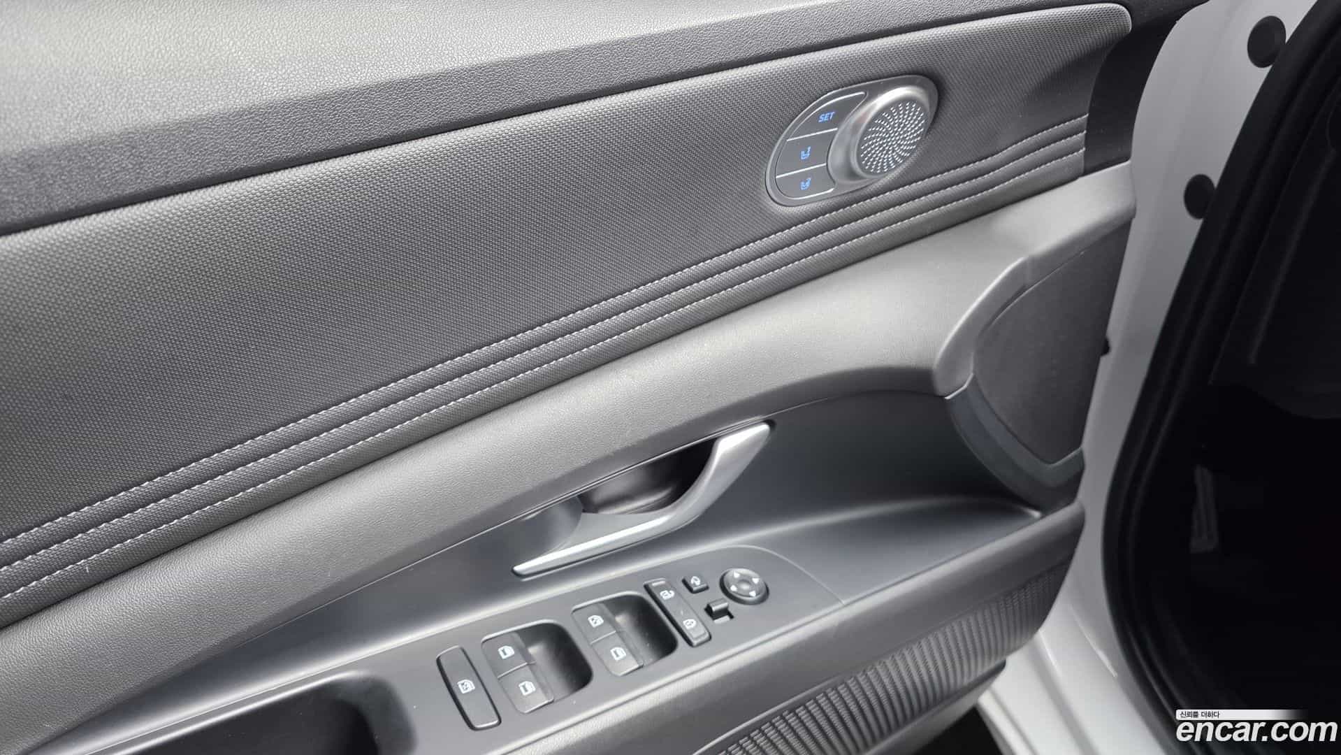 AVANTE Hyundai 2022.3-OPTION-018