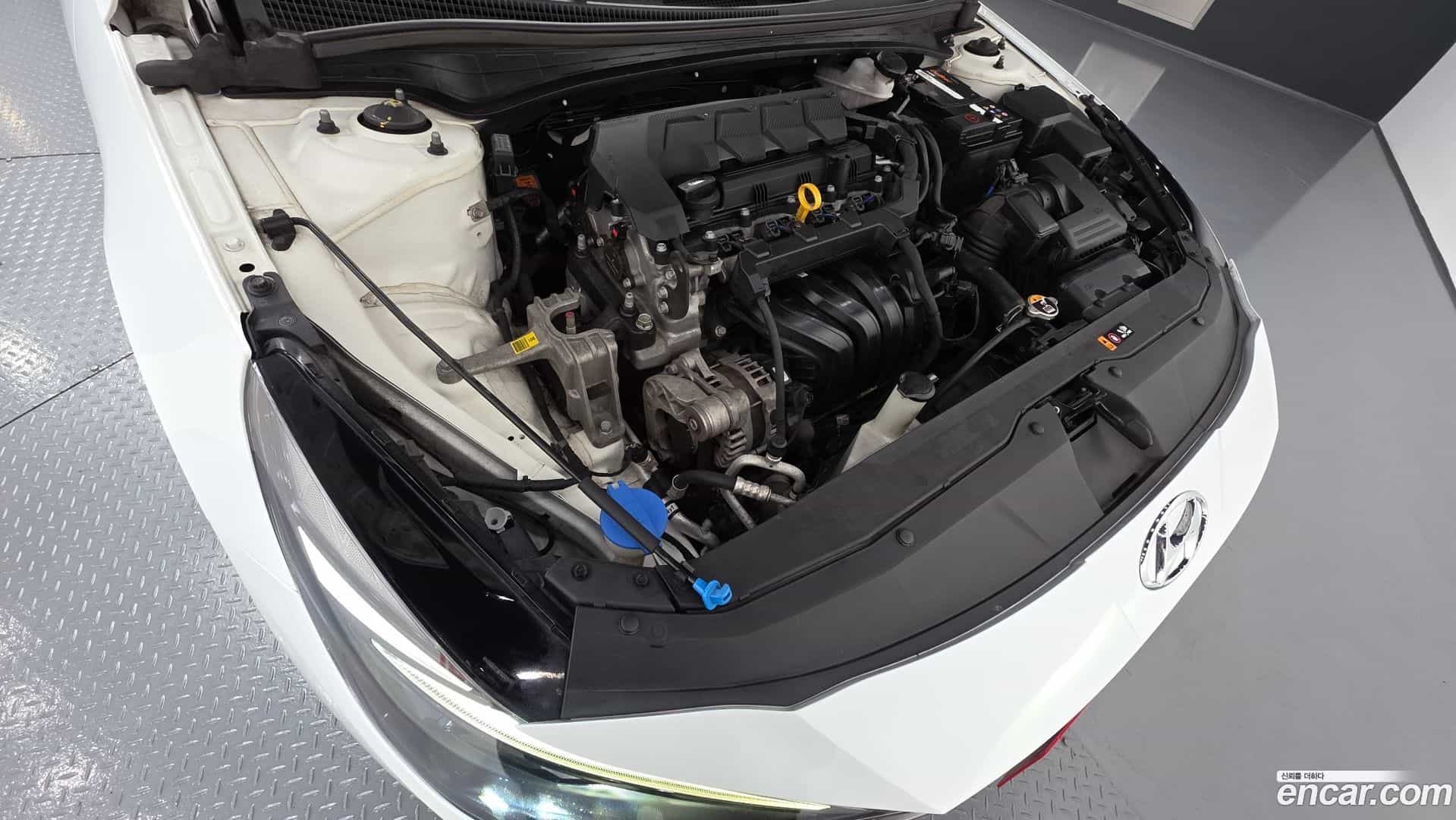 AVANTE Hyundai 2021.8-OUTER-006