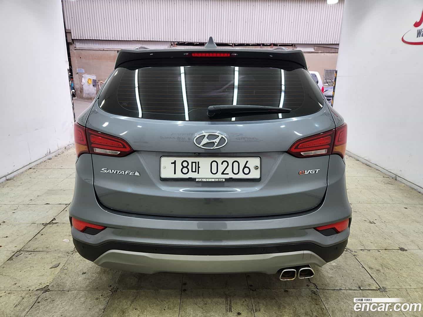 Santafe Hyundai 2016.8-OUTER-003
