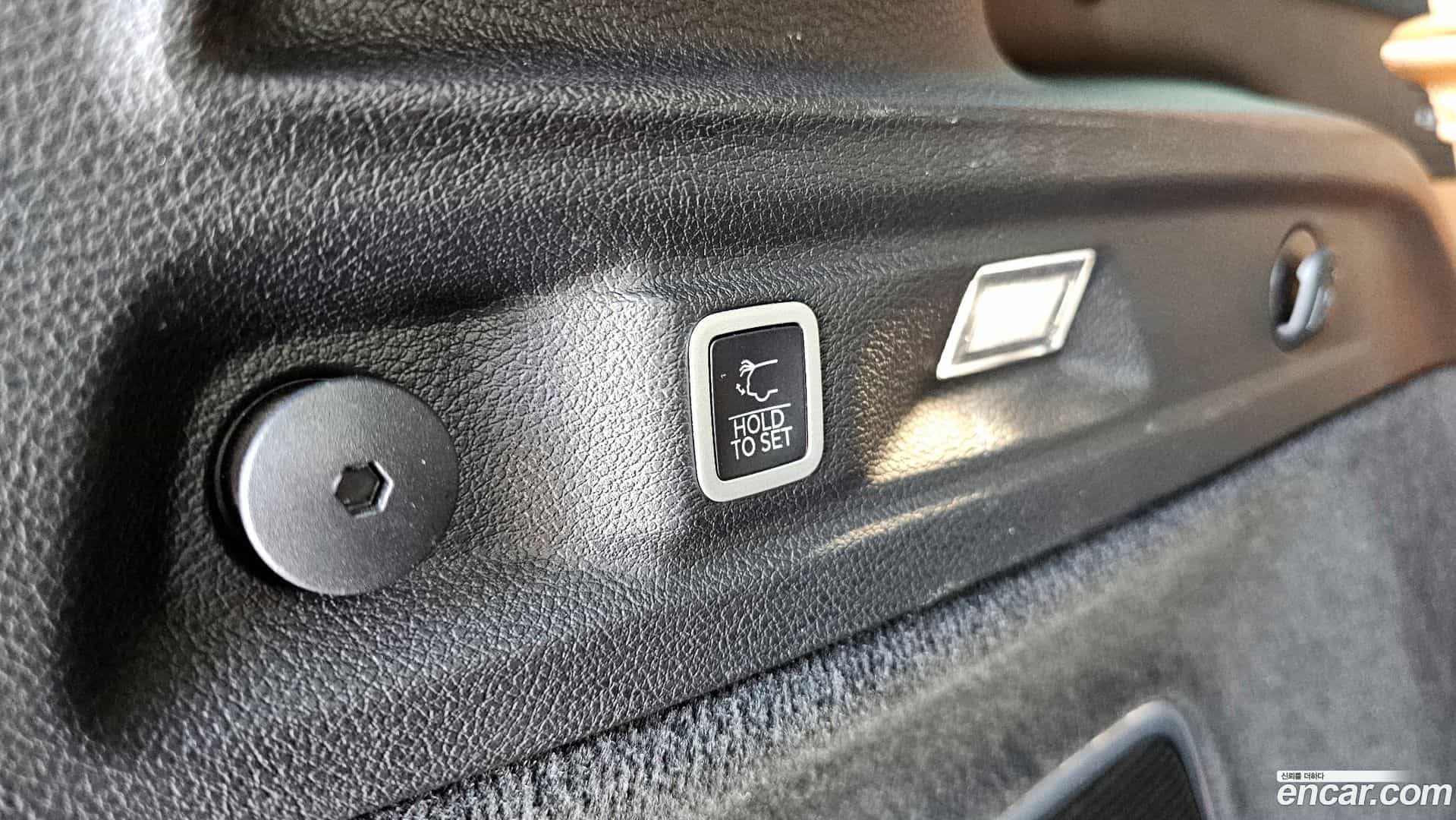 Cherokee Jeep 2023.6-OPTION-046