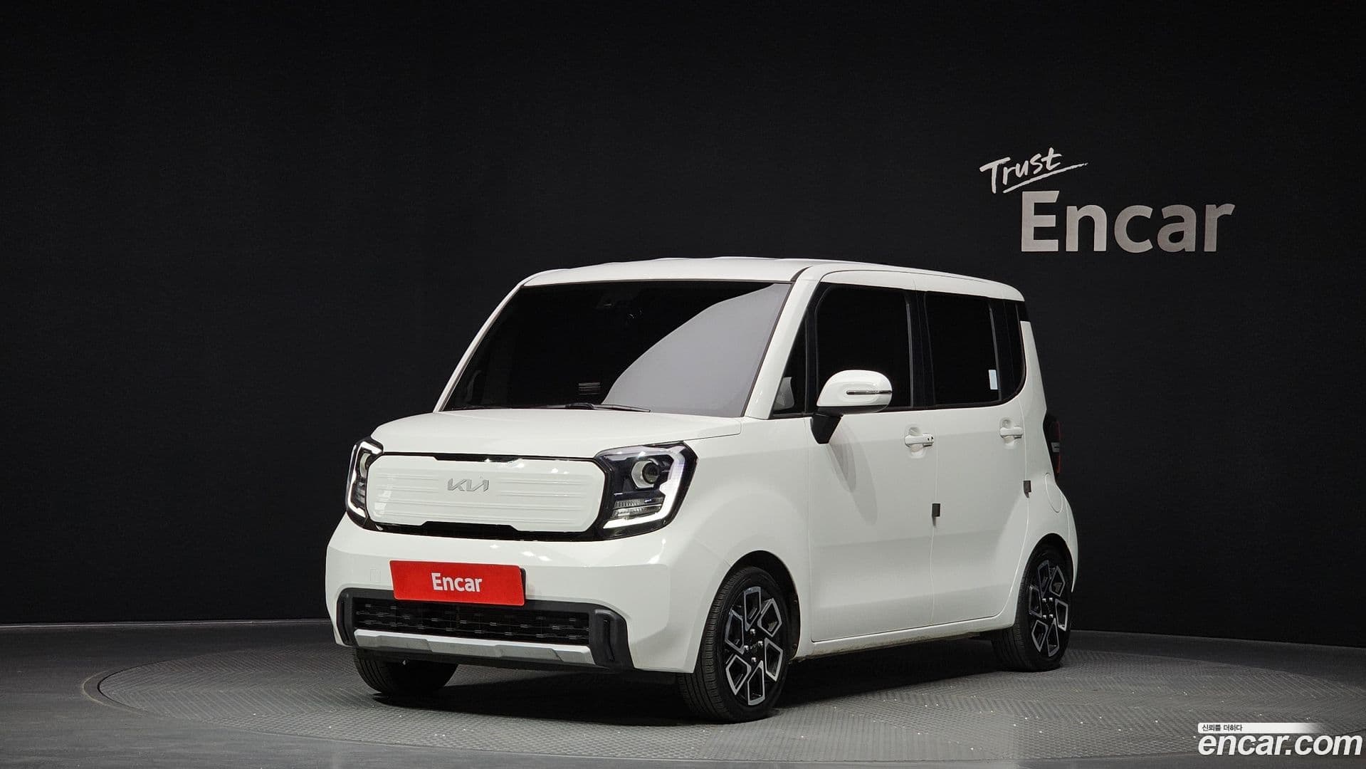 Main__Slider__Photo:RAY Kia 2023.2-0