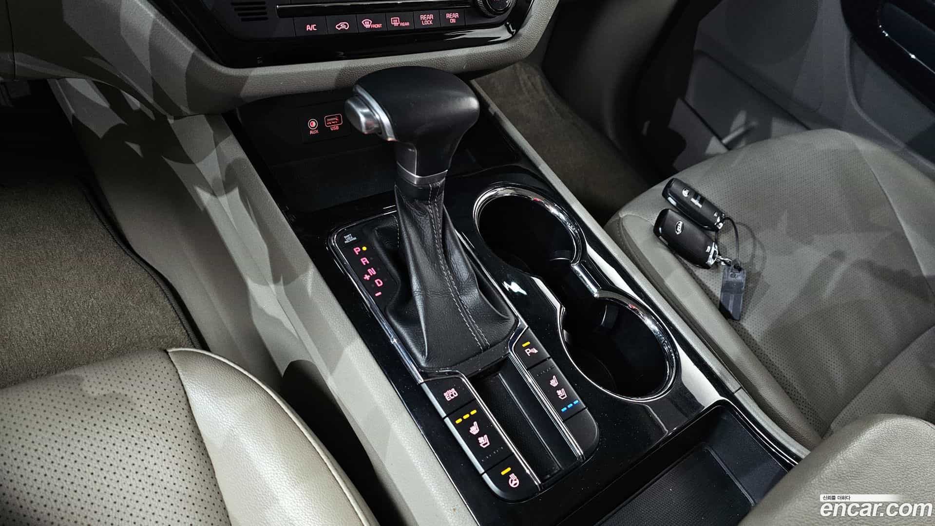 Canival Kia 2019.1-INNER-009