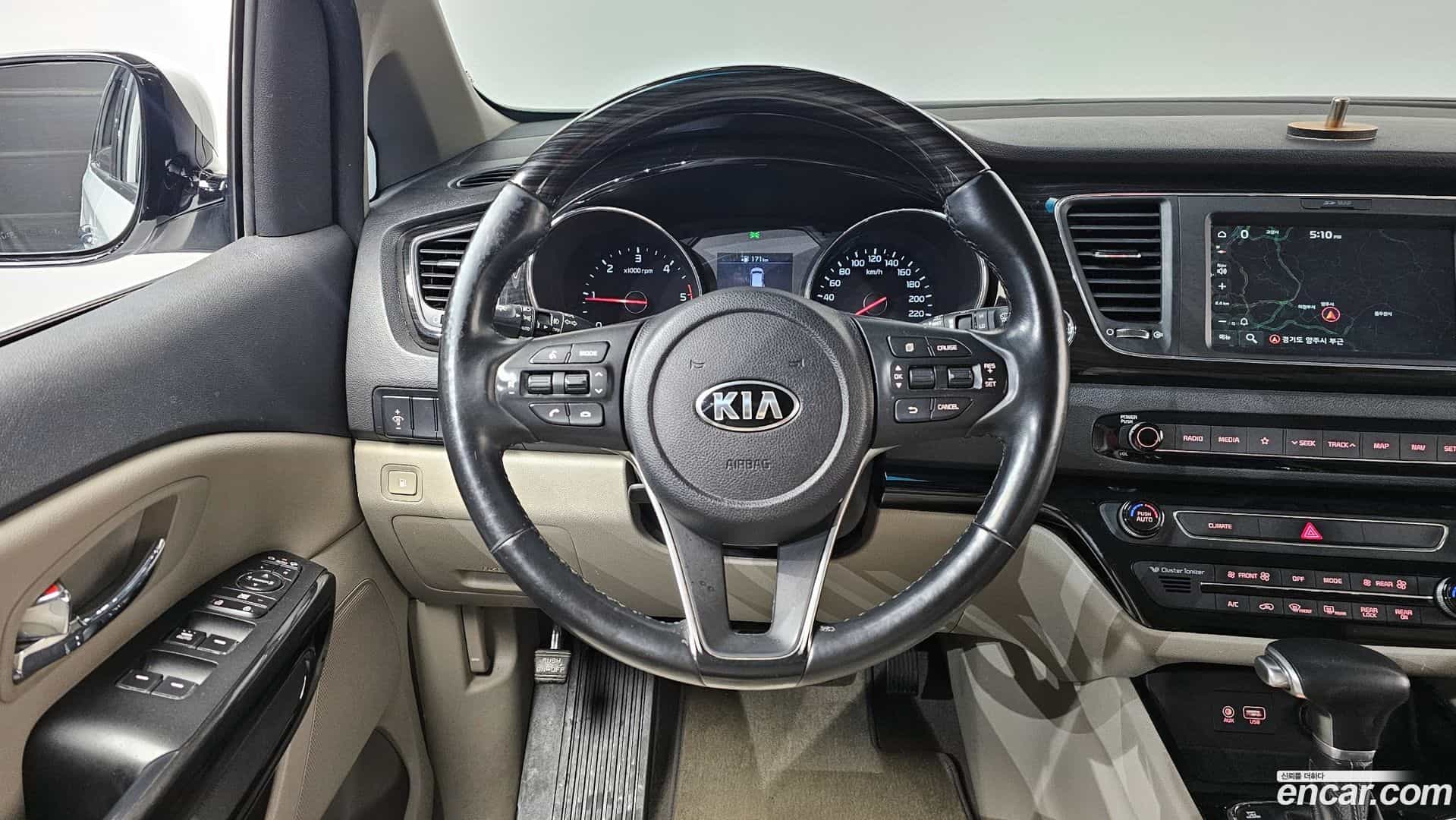 Canival Kia 2019.1-OPTION-017