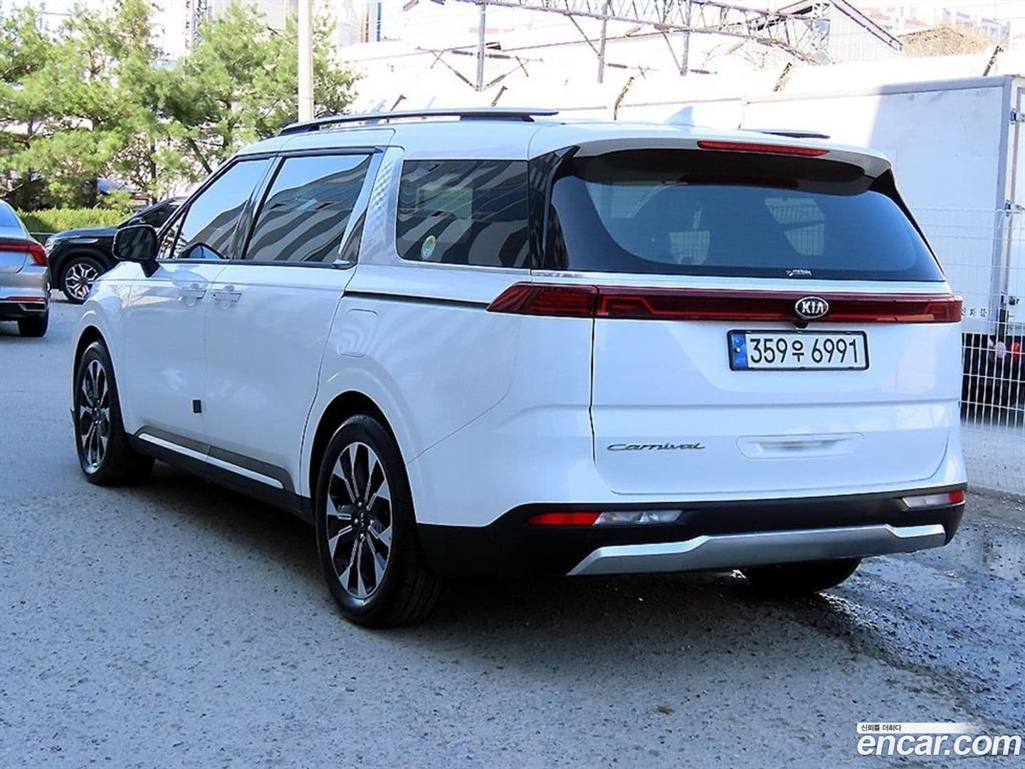 Main__Slider__Photo:Canival Kia 2020.10-2
