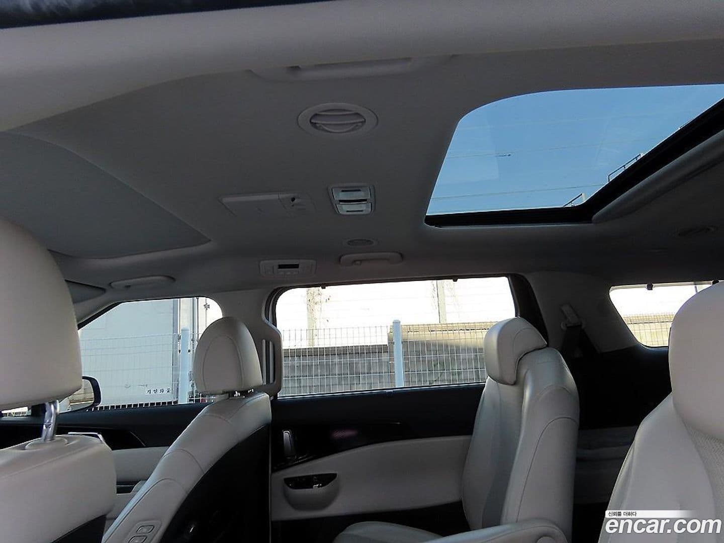 Main__Slider__Photo:Canival Kia 2020.10-13