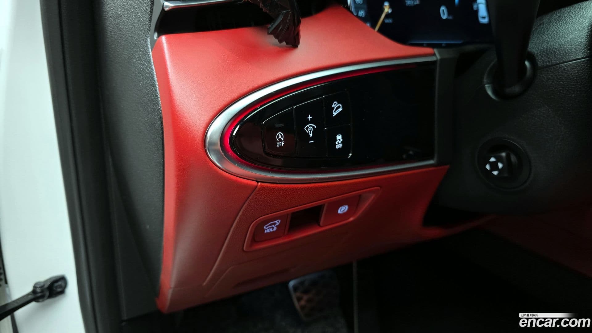 Main__Slider__Photo:GV70 Genesis 2021.3-15