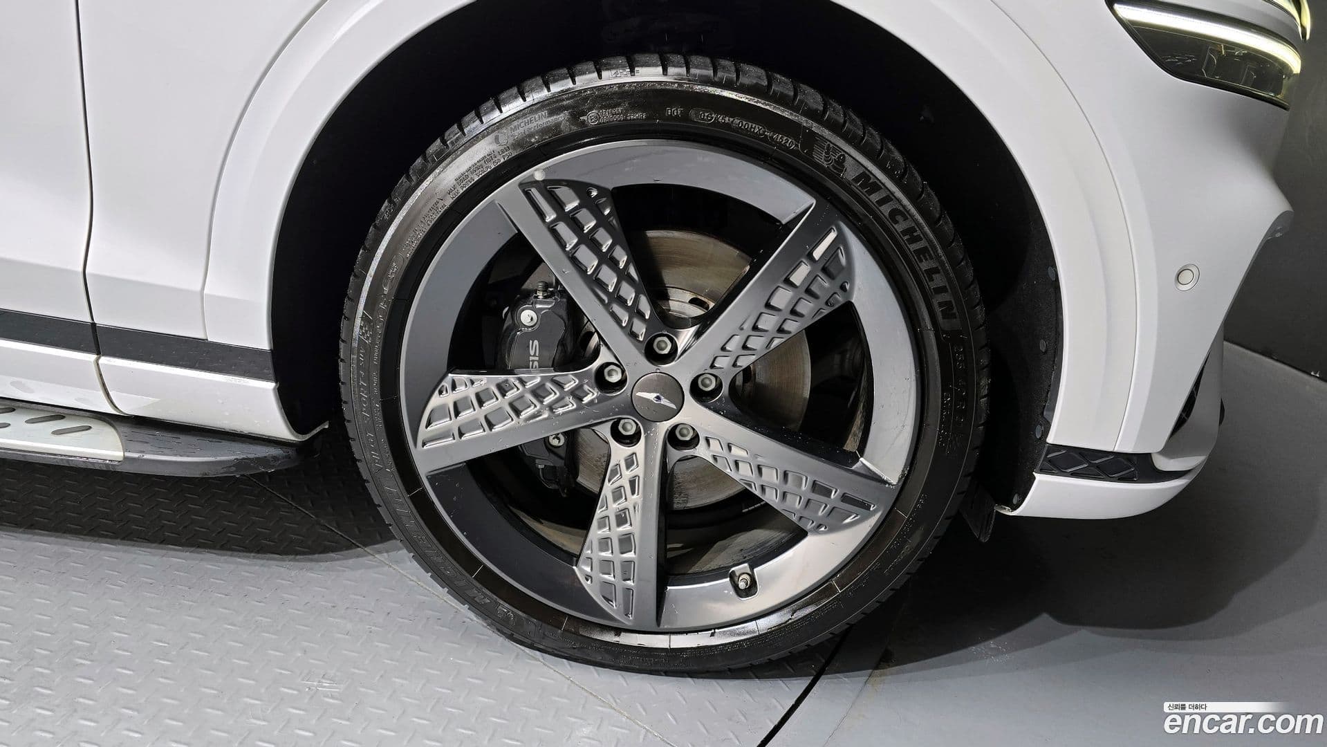 Main__Slider__Photo:GV70 Genesis 2021.3-20
