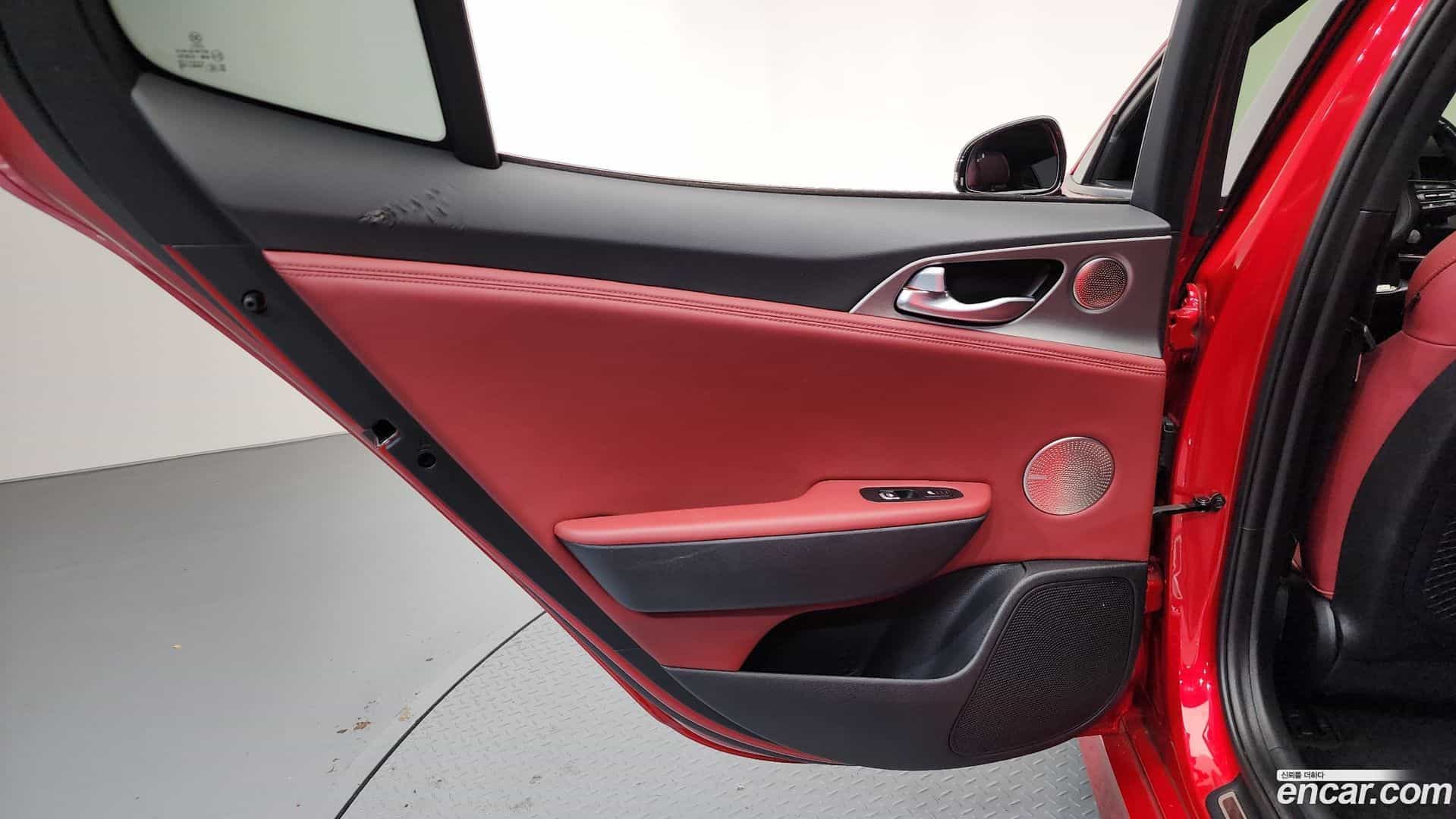 Stinger Kia 2018.6-INNER-035