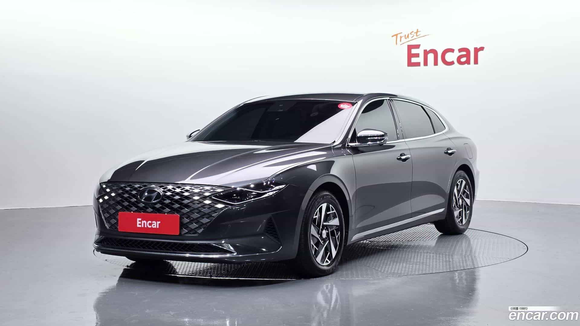 Grandeur Hyundai 2022.6-OUTER-001