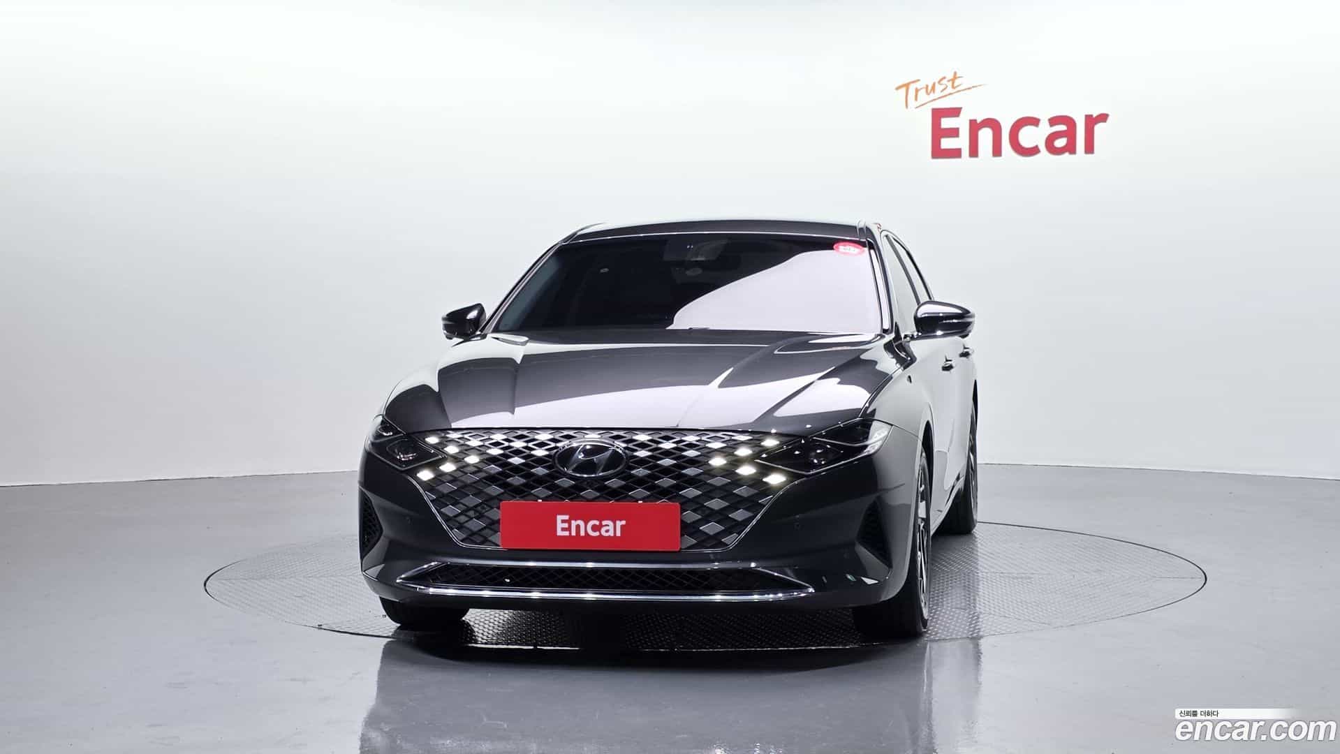 Grandeur Hyundai 2022.6-OUTER-003