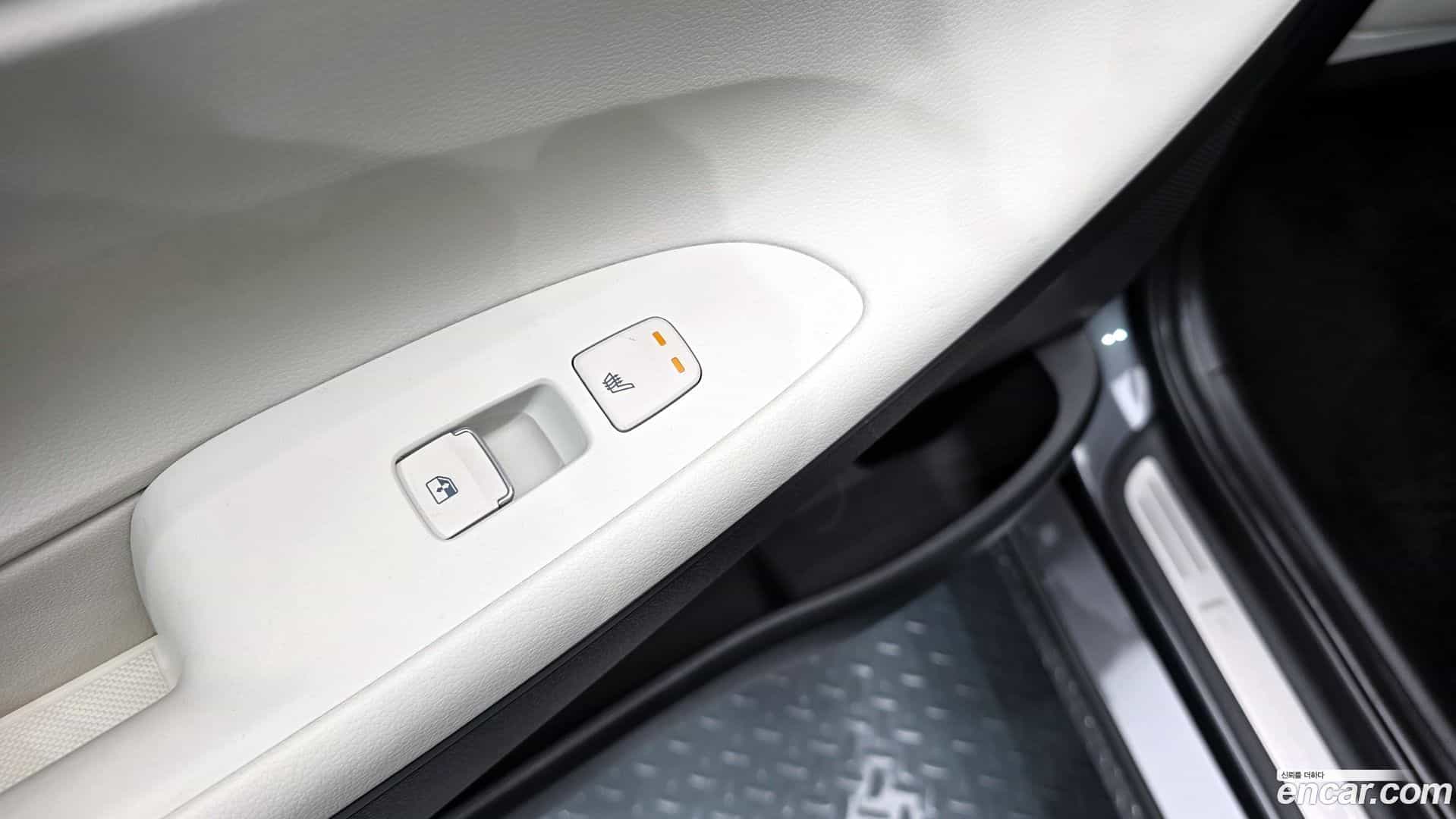 Grandeur Hyundai 2022.6-OPTION-023