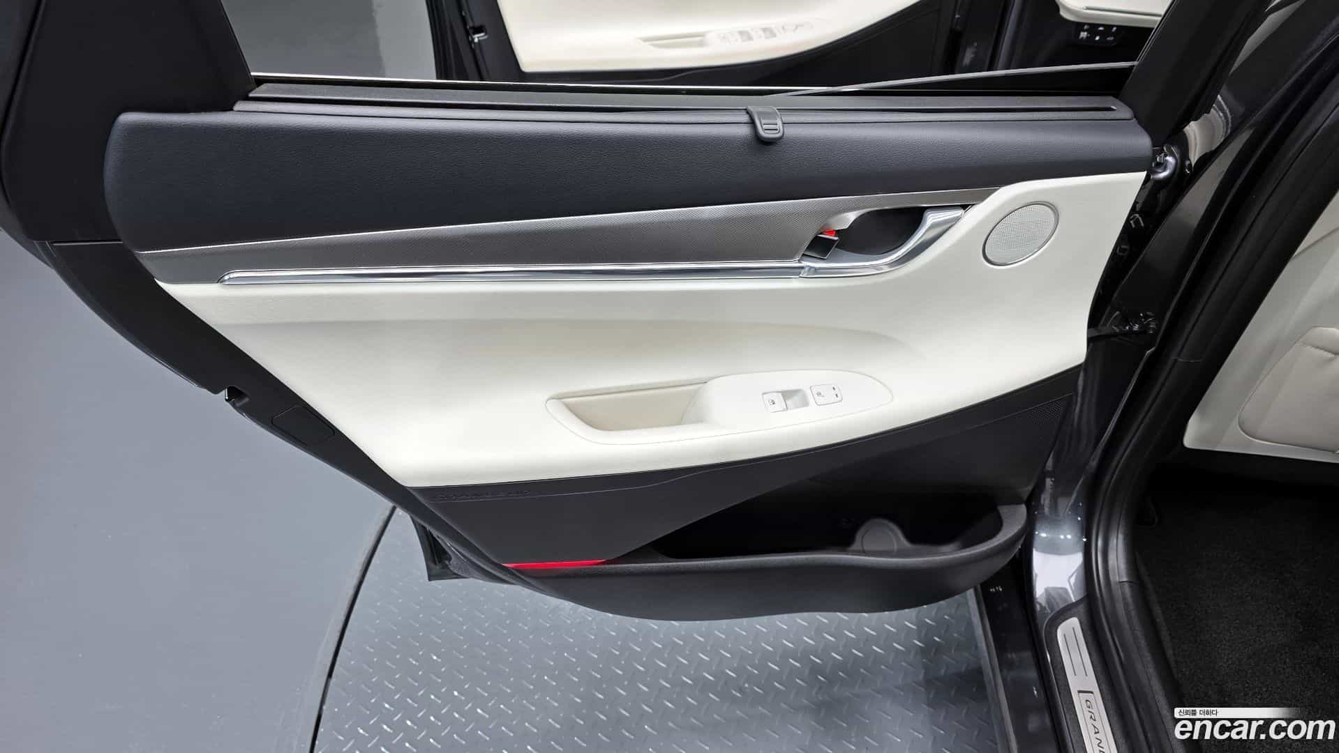 Grandeur Hyundai 2022.6-INNER-035