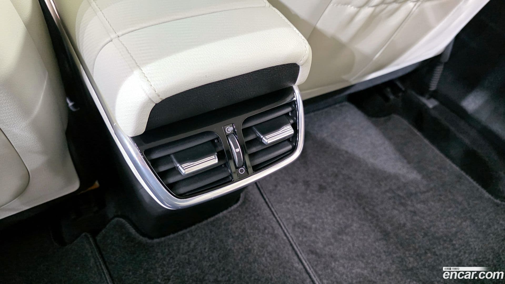 Main__Slider__Photo:Grandeur Hyundai 2022.6-31