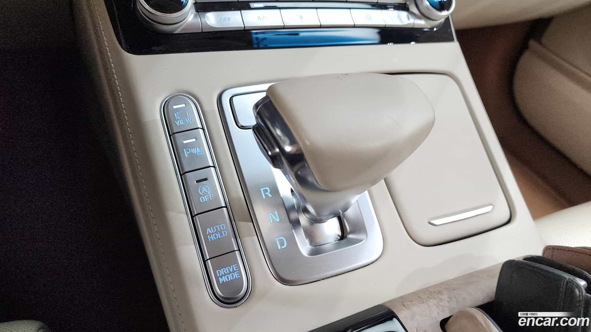 G90 Genesis 2021.0-INNER-009