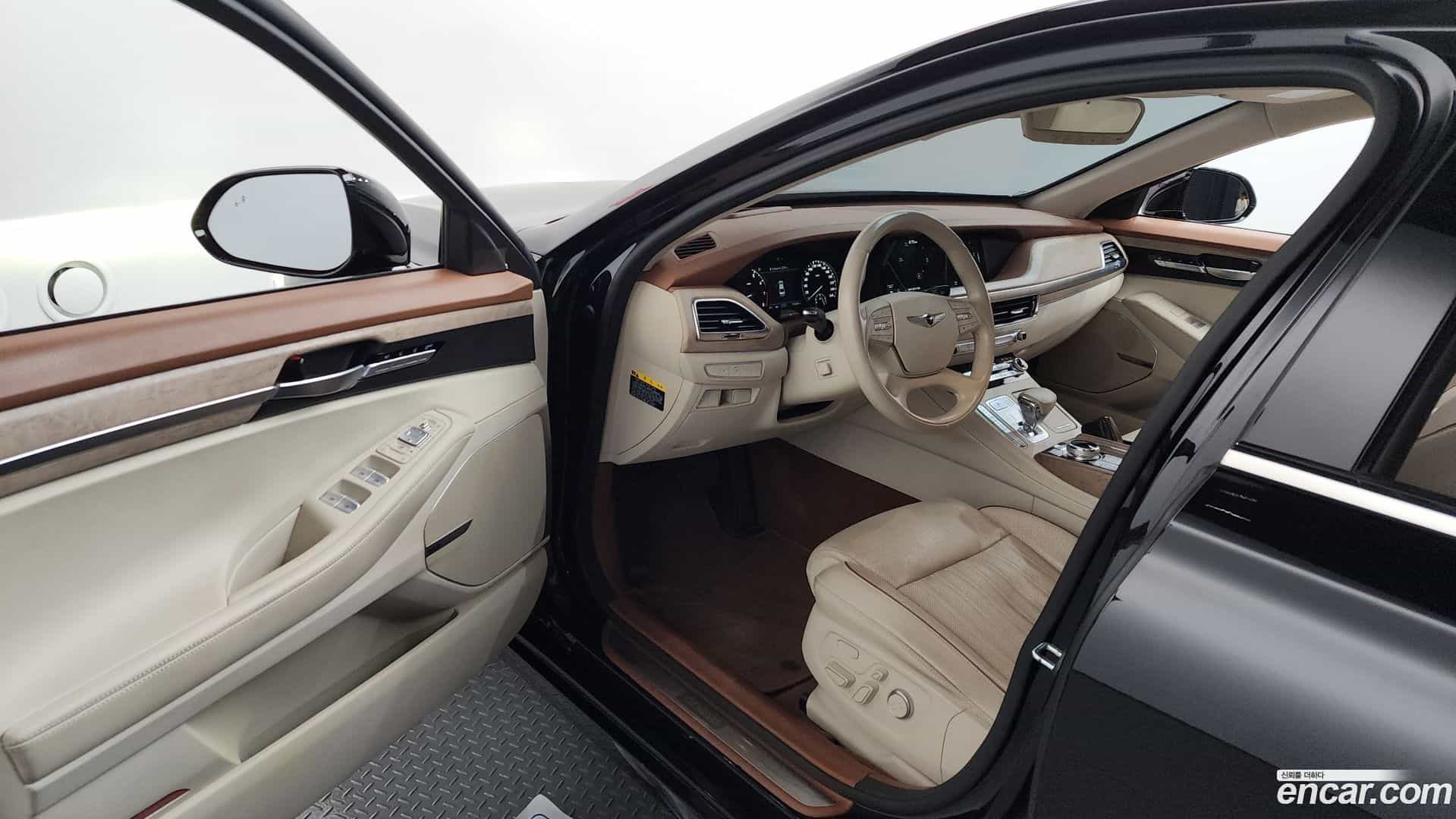 G90 Genesis 2021.0-INNER-010