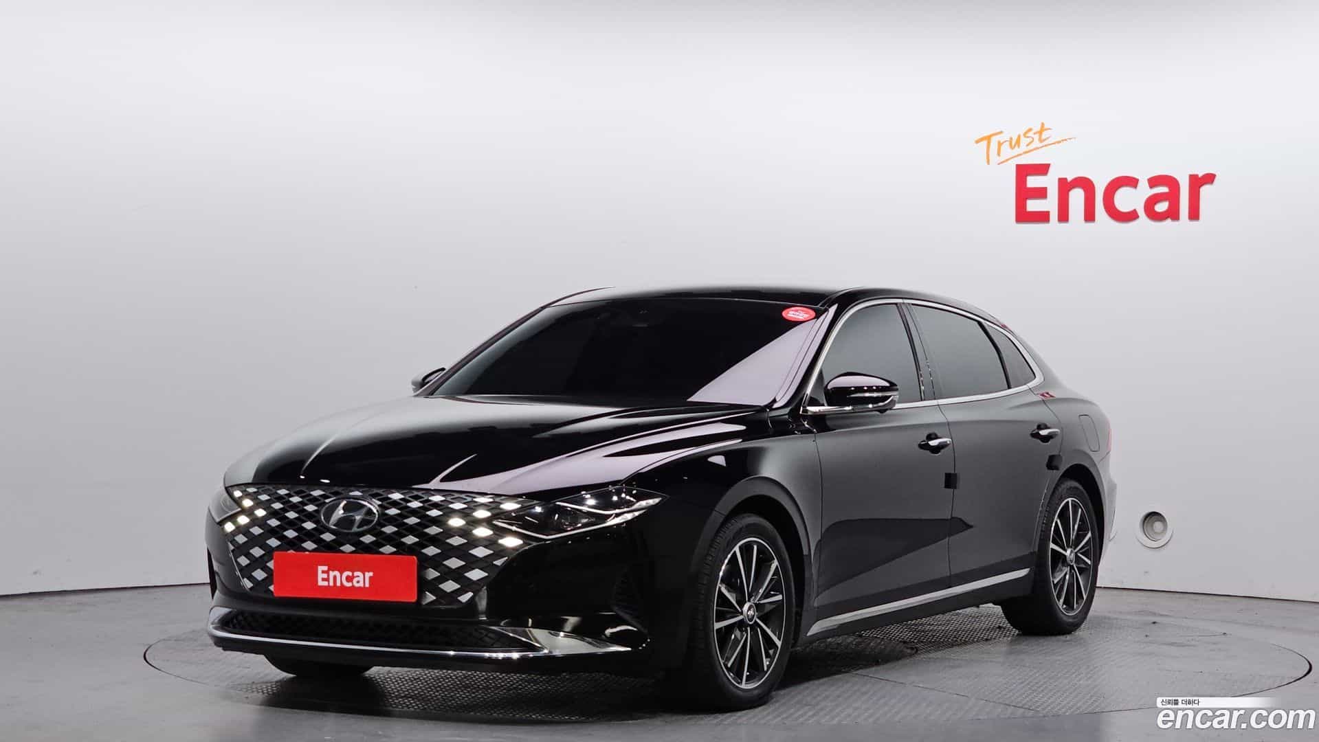 Grandeur Hyundai 2022.9-OUTER-001