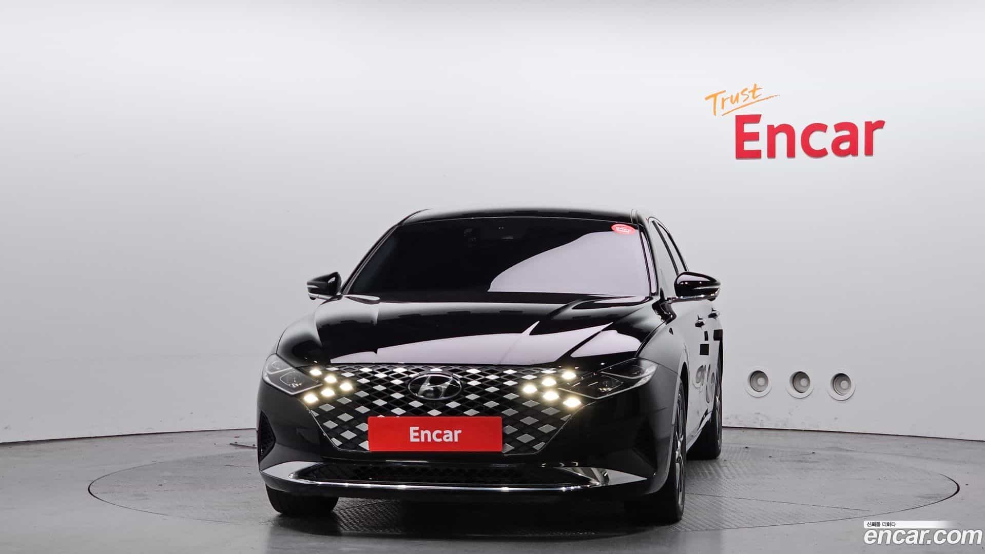 Grandeur Hyundai 2022.9-OUTER-003