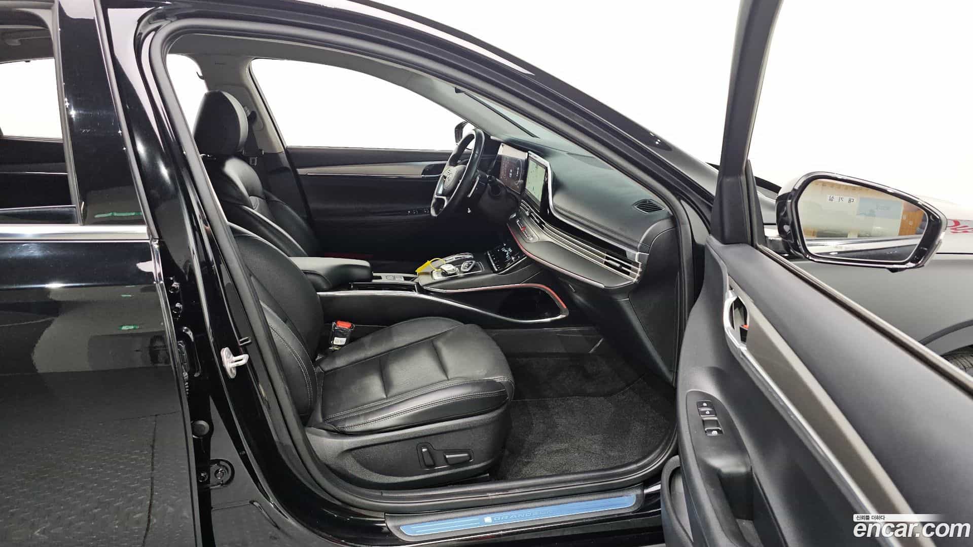 Grandeur Hyundai 2022.9-OPTION-022