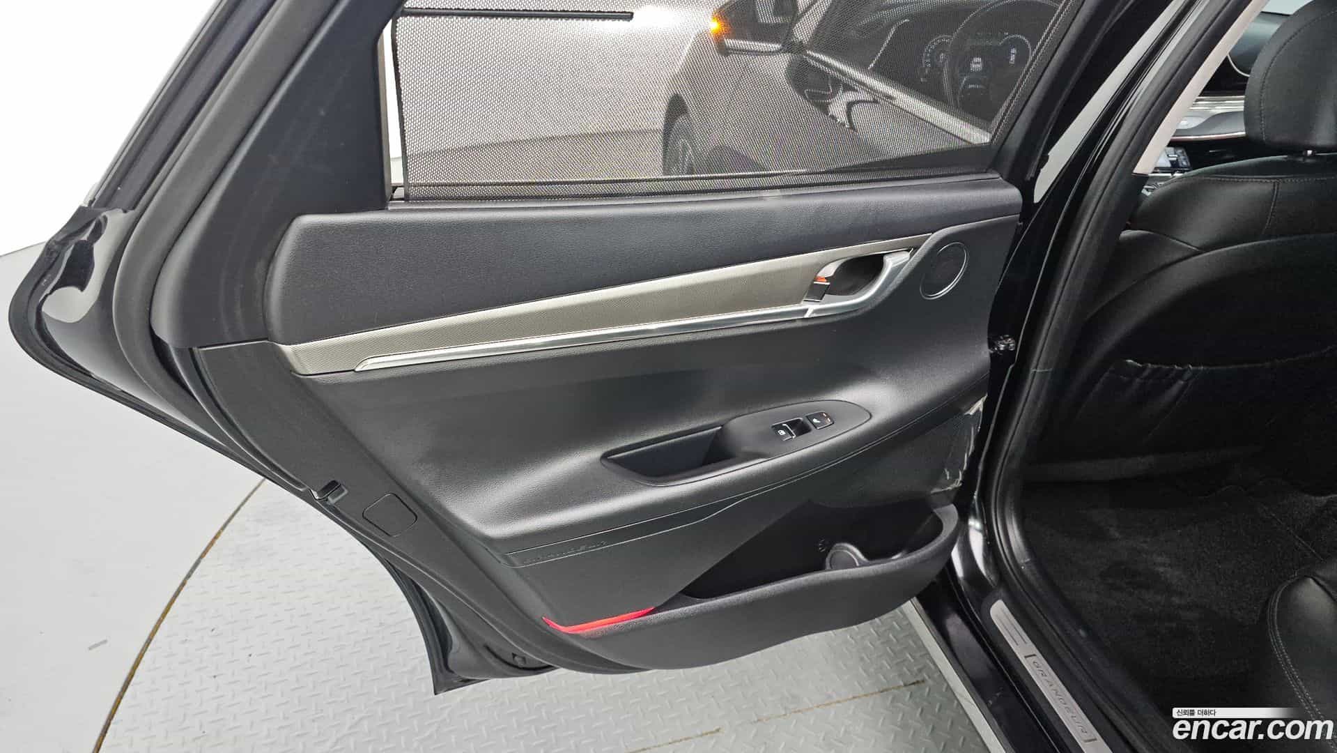Grandeur Hyundai 2022.9-INNER-035