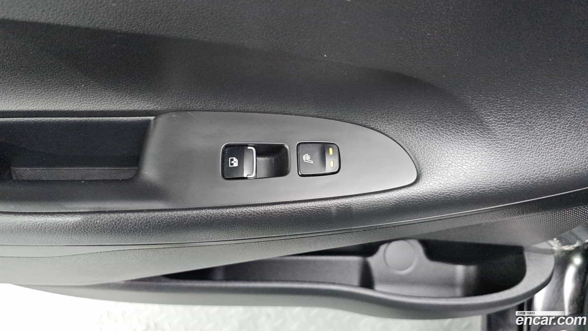 Grandeur Hyundai 2022.9-OPTION-044